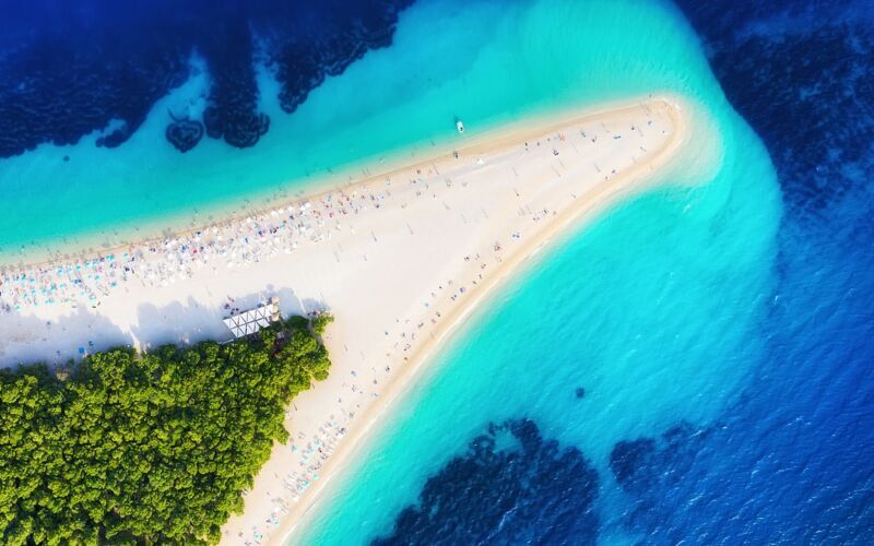 3‑øyers speedbåttur – Golden Horn Beach, Blue Lagoon og Jelsa