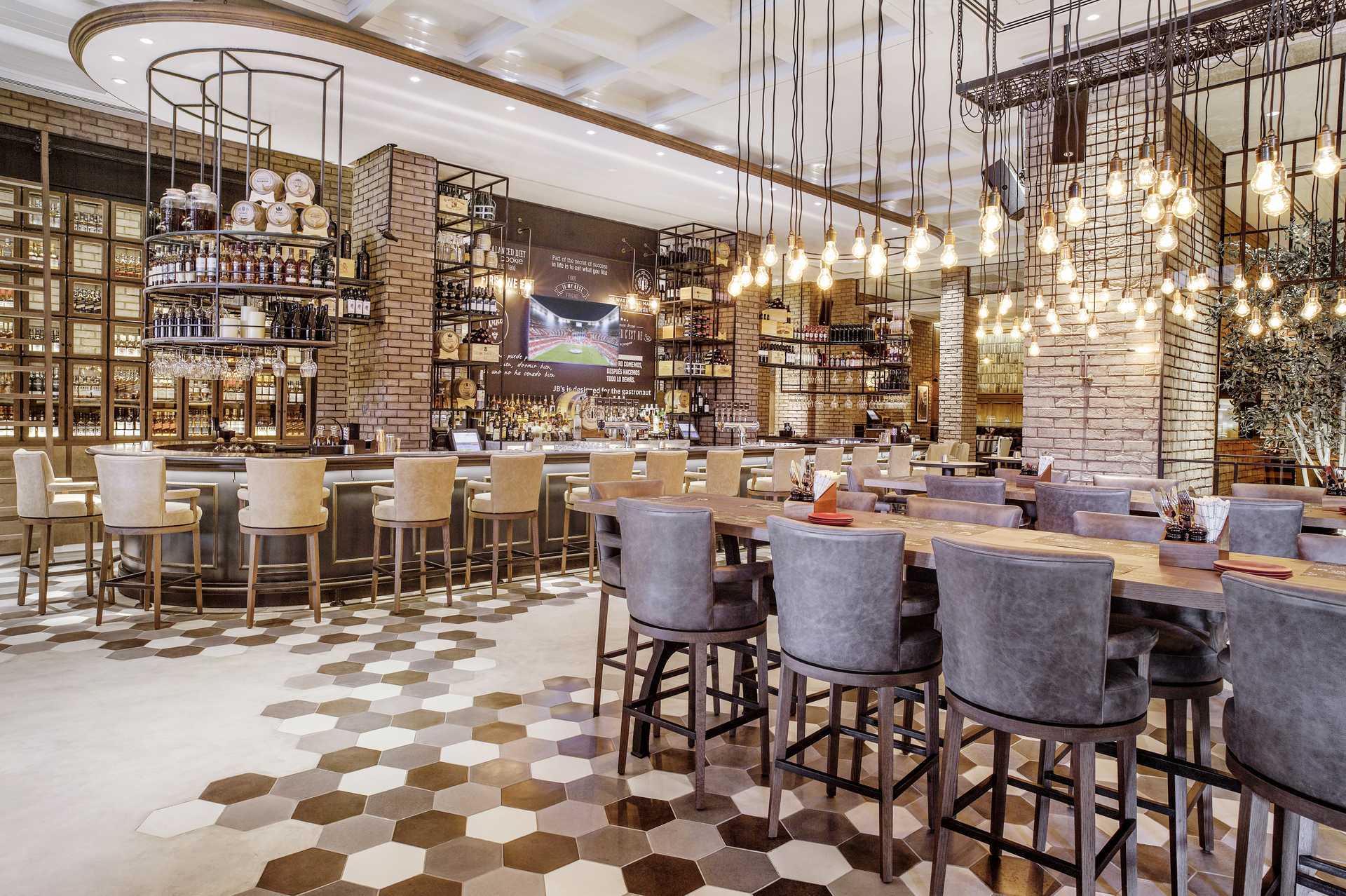 Restaurant på Amwaj Rotana Jumeirah Beach i Dubai, De forente arabiske emirater.