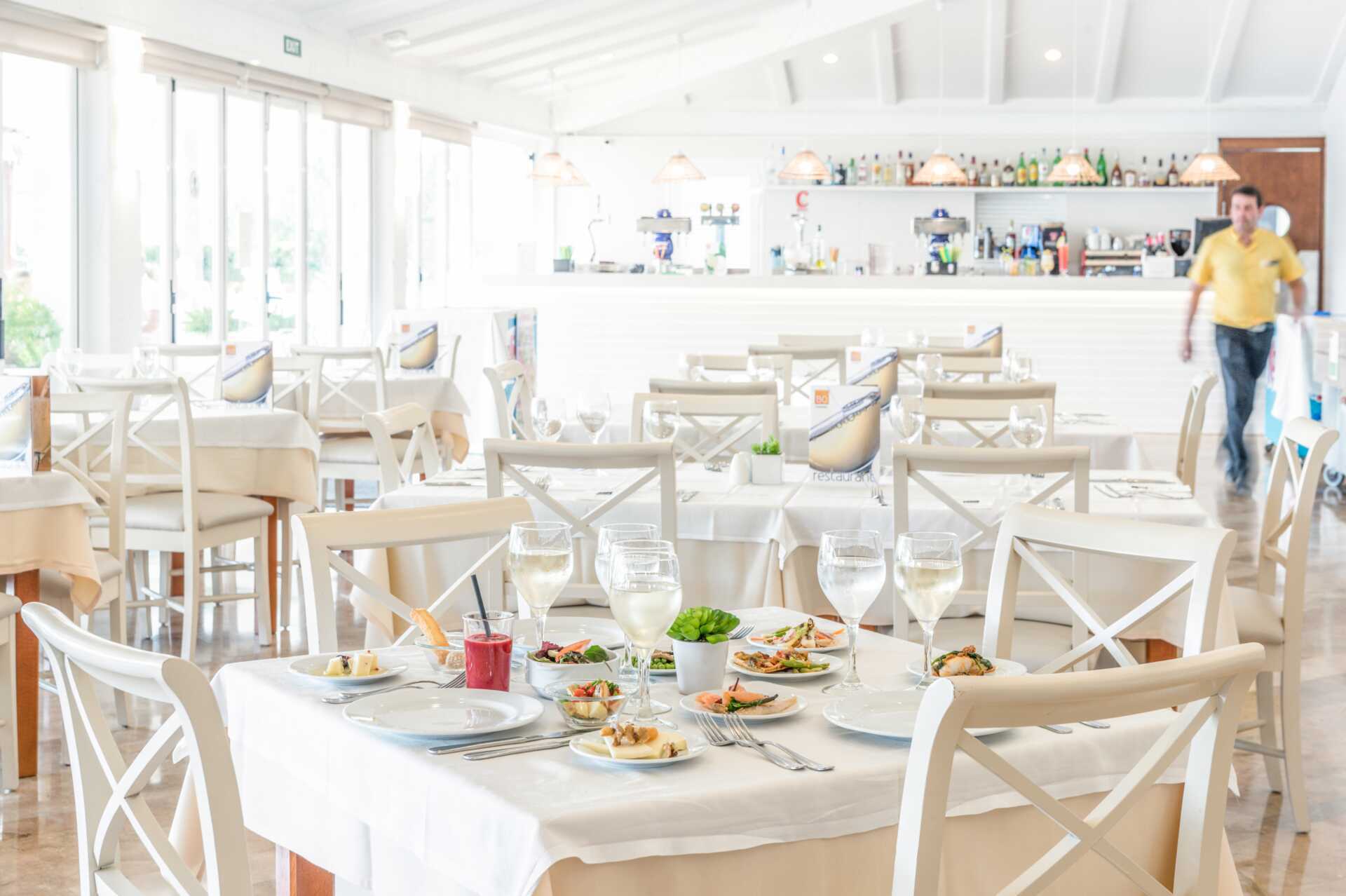 Restaurant på BQ Alcudia Sunvillage på Mallorca, Spania.