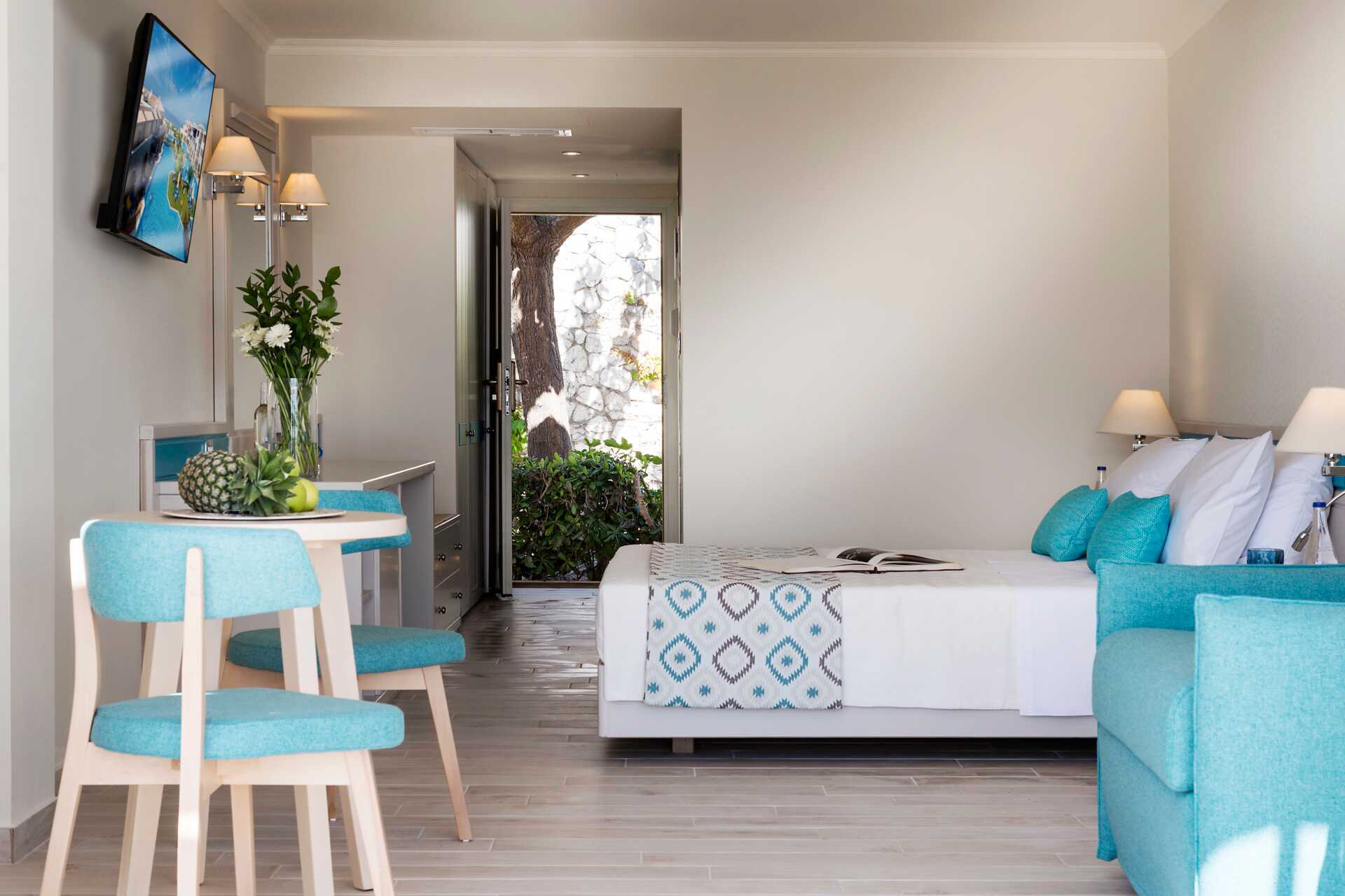 Bungalow med delt basseng på Aldemar Olympian Village i Skafidia, Hellas.