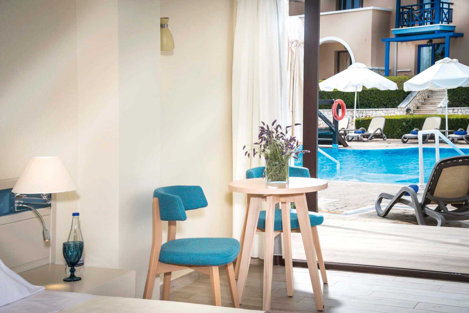 Bungalow med delt basseng på Aldemar Olympian Village i Skafidia, Hellas.