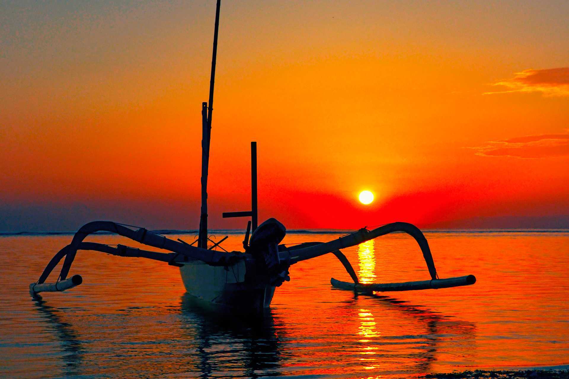 Solnedgang i Candi Dasa