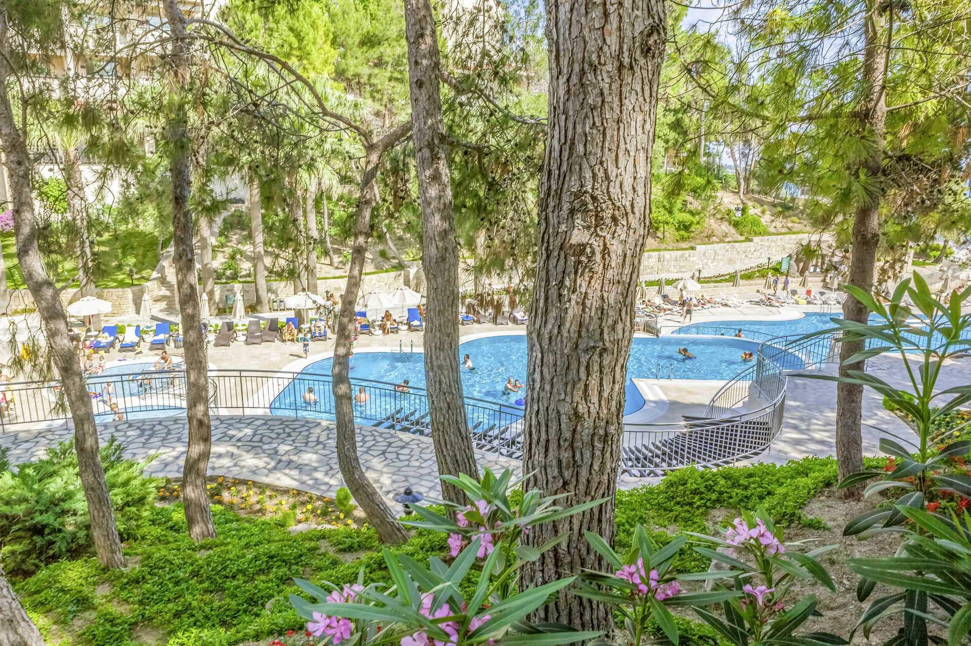 Bassengområde på Melas Holiday Village i Side, Tyrkia.