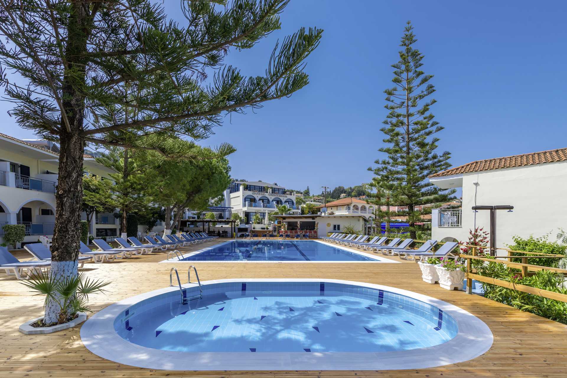 Basseng på hotellet