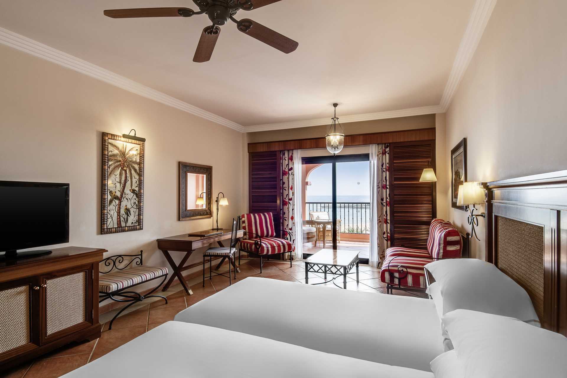 Deluxerom på Sheraton Fuerteventura Beach, Golf &amp; Spa Resort i Caleta de Fuste, Fuerteventura.