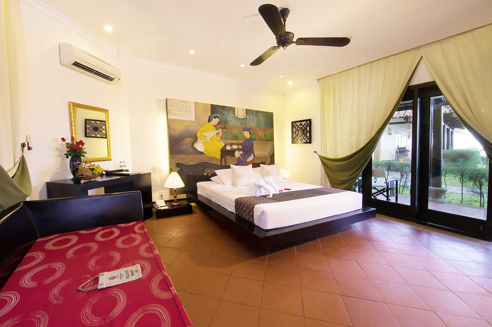 Dobbeltrom i bungalow på Hotel Seahorse Resort &amp; Spa i Phan Thiet, Vietnam.