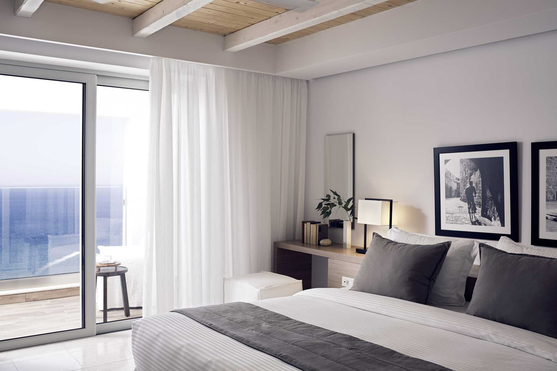 Dobbeltrom med delt basseng