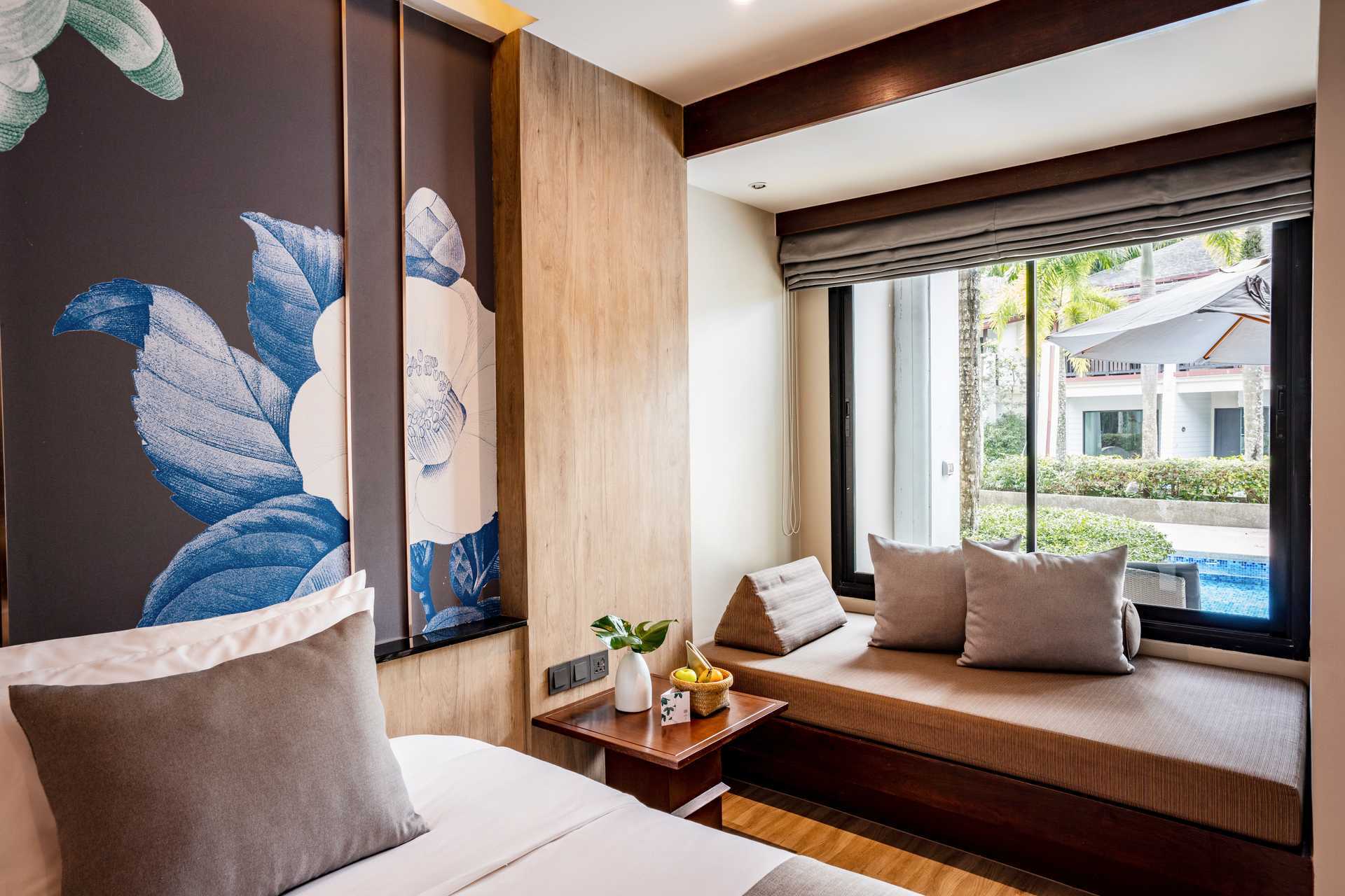 Dobbeltrom med delt basseng på La Flora Khao Lak i Khao Lak, Thailand.