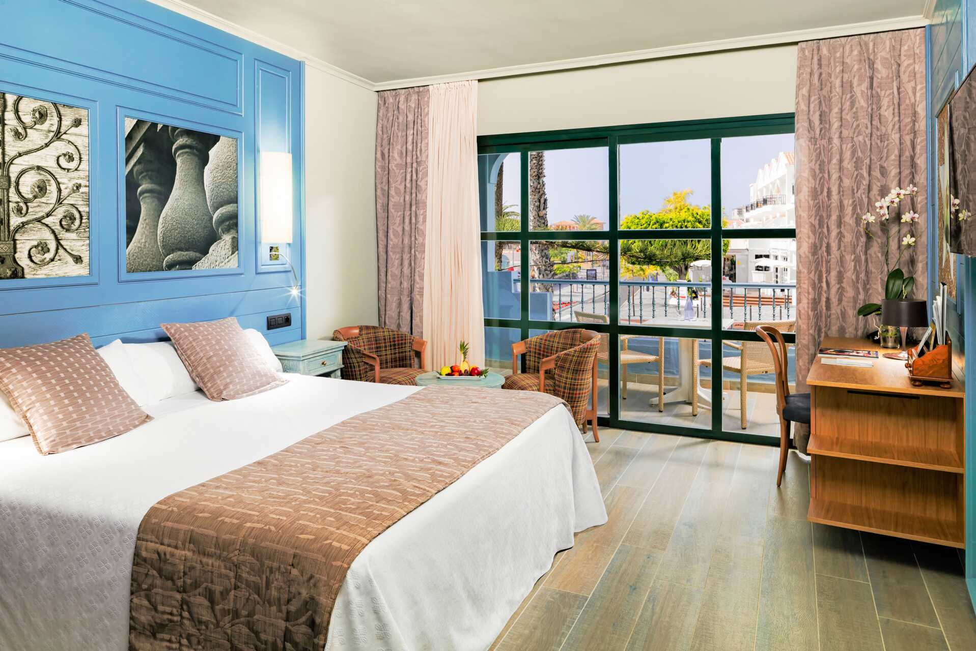 Dobbeltrom på Adrian Colon Guanahani i Playa de las Americas, Tenerife.