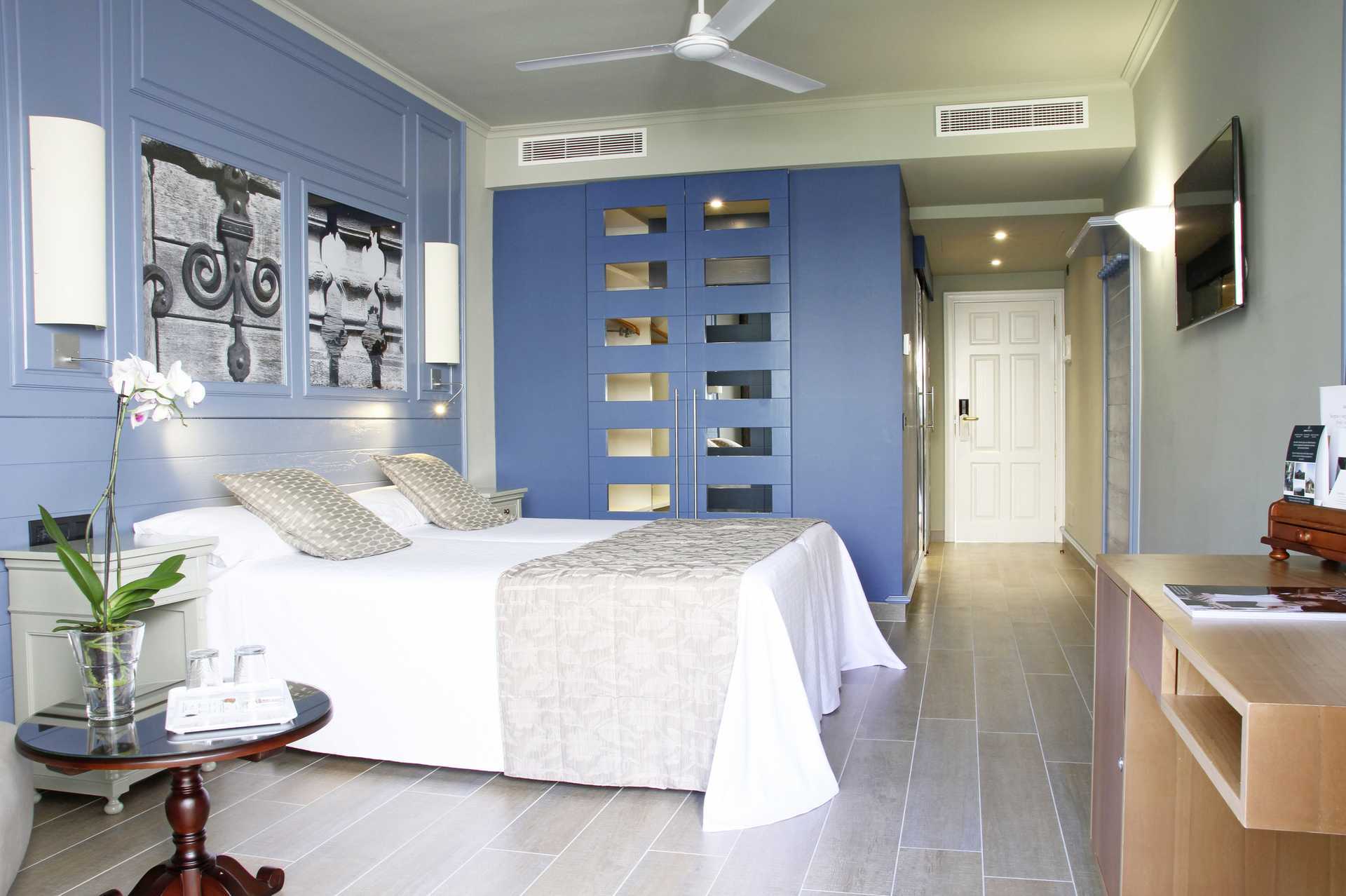 Dobbeltrom på Adrian Colon Guanahani i Playa de las Americas, Tenerife.