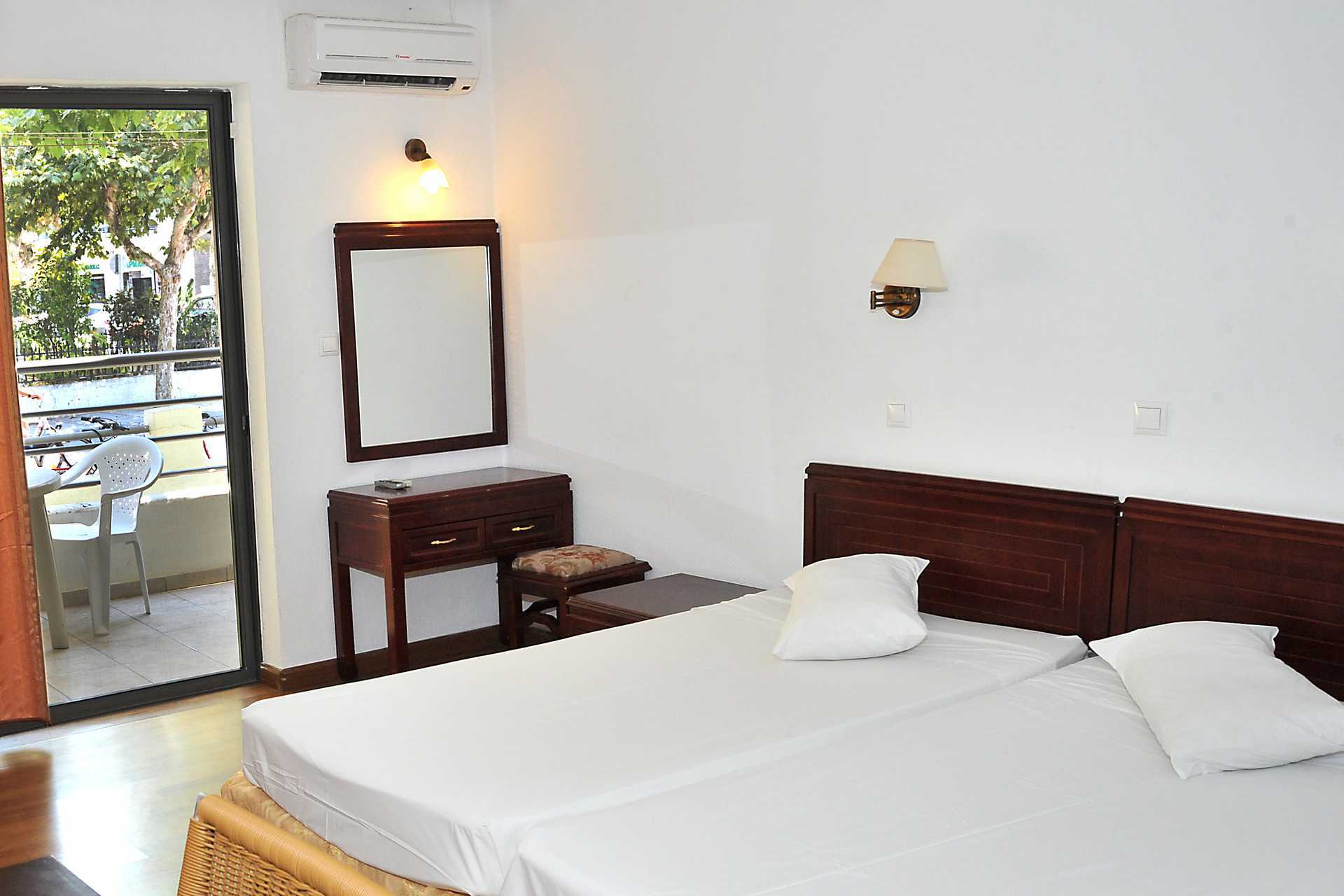 Ettromsleilighet på Santa Marina i Kos by på Kos, Hellas.