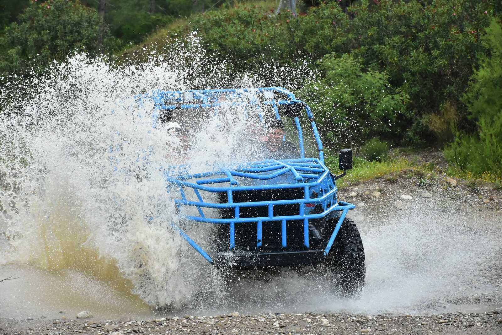 Eventyrdag med zipline, rafting – og mer