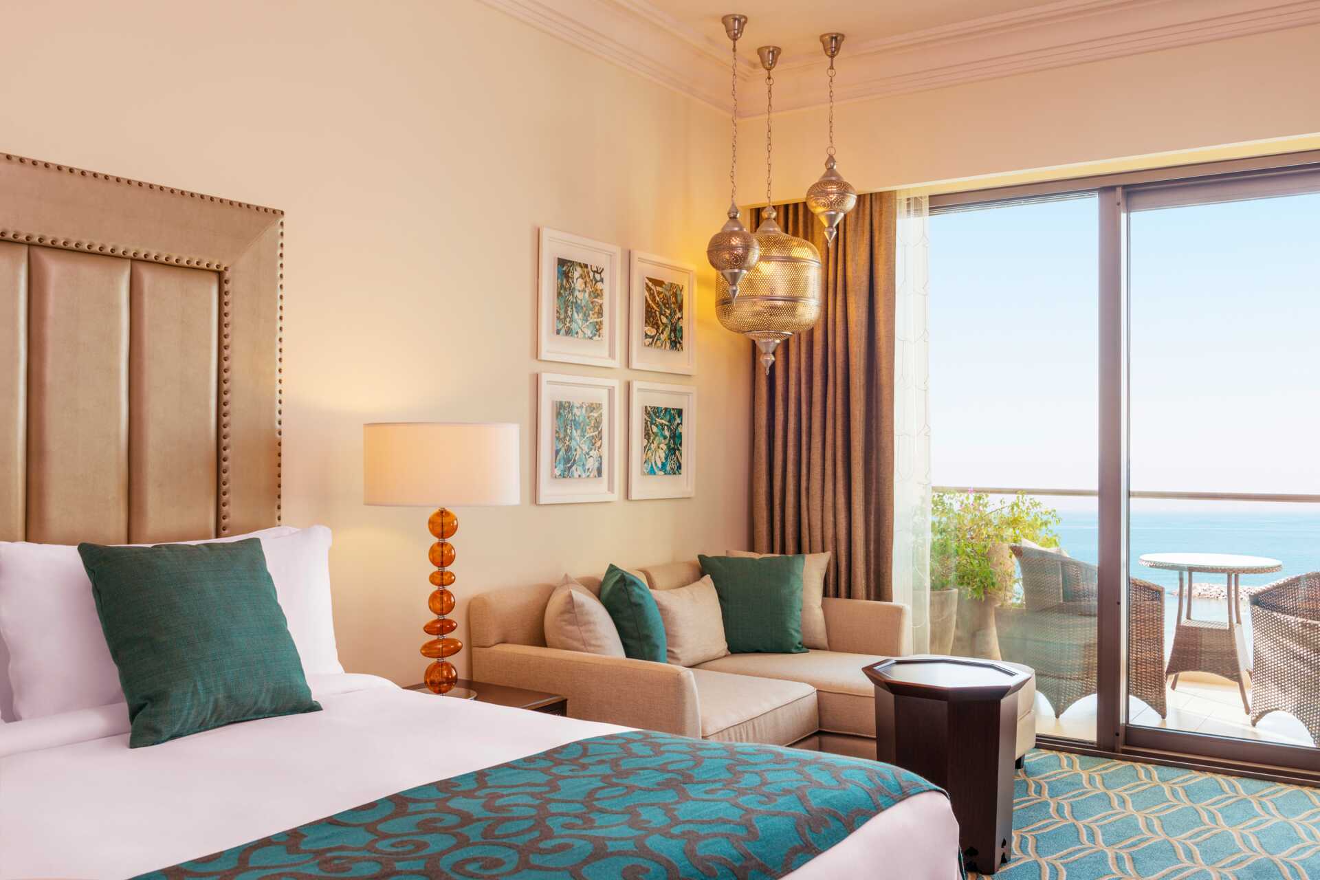Familierom på Ajman Saray, et Luxury Collection Resort i Ajman.