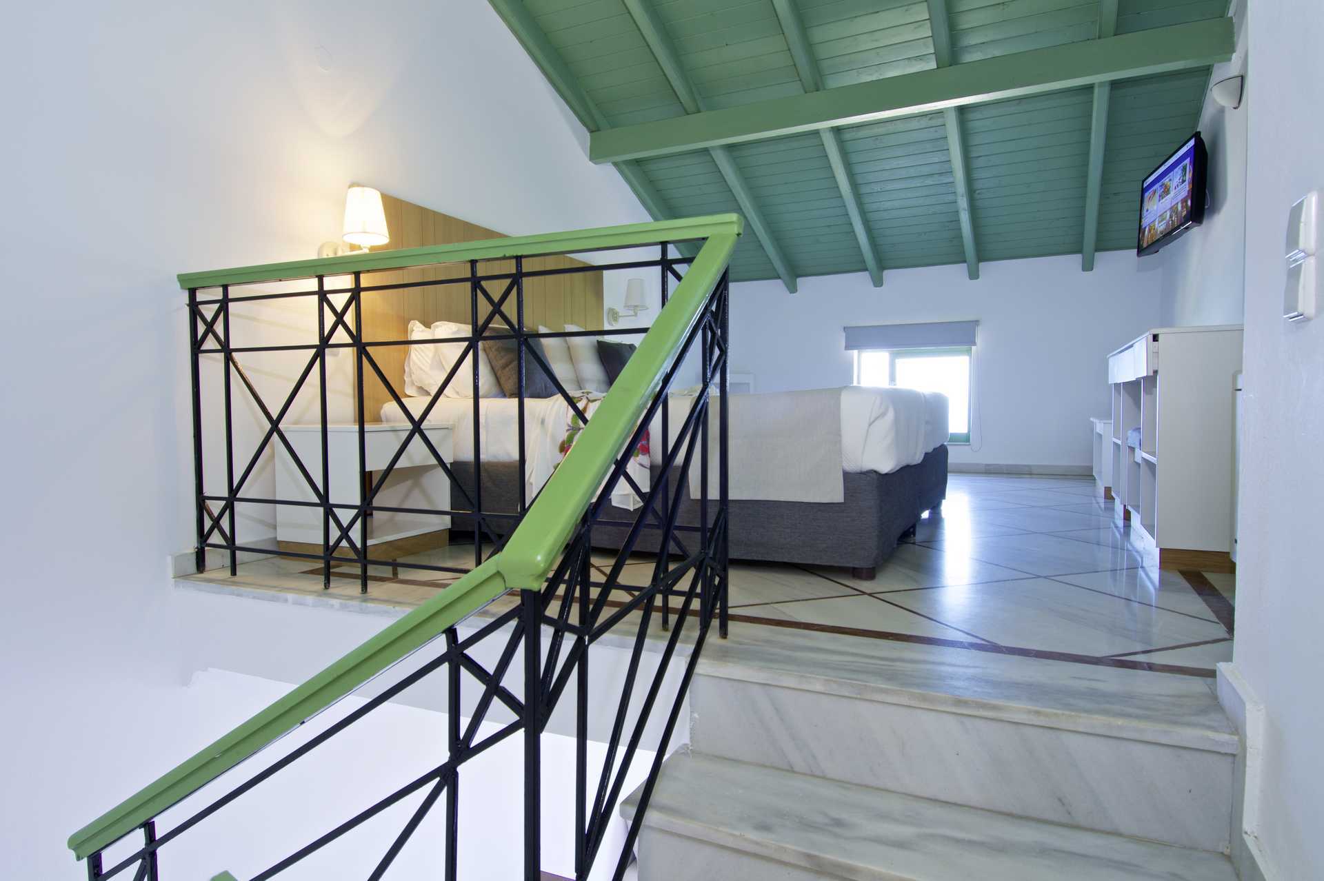 Familierom på Samaina Inn i Karlovassi på Samos.