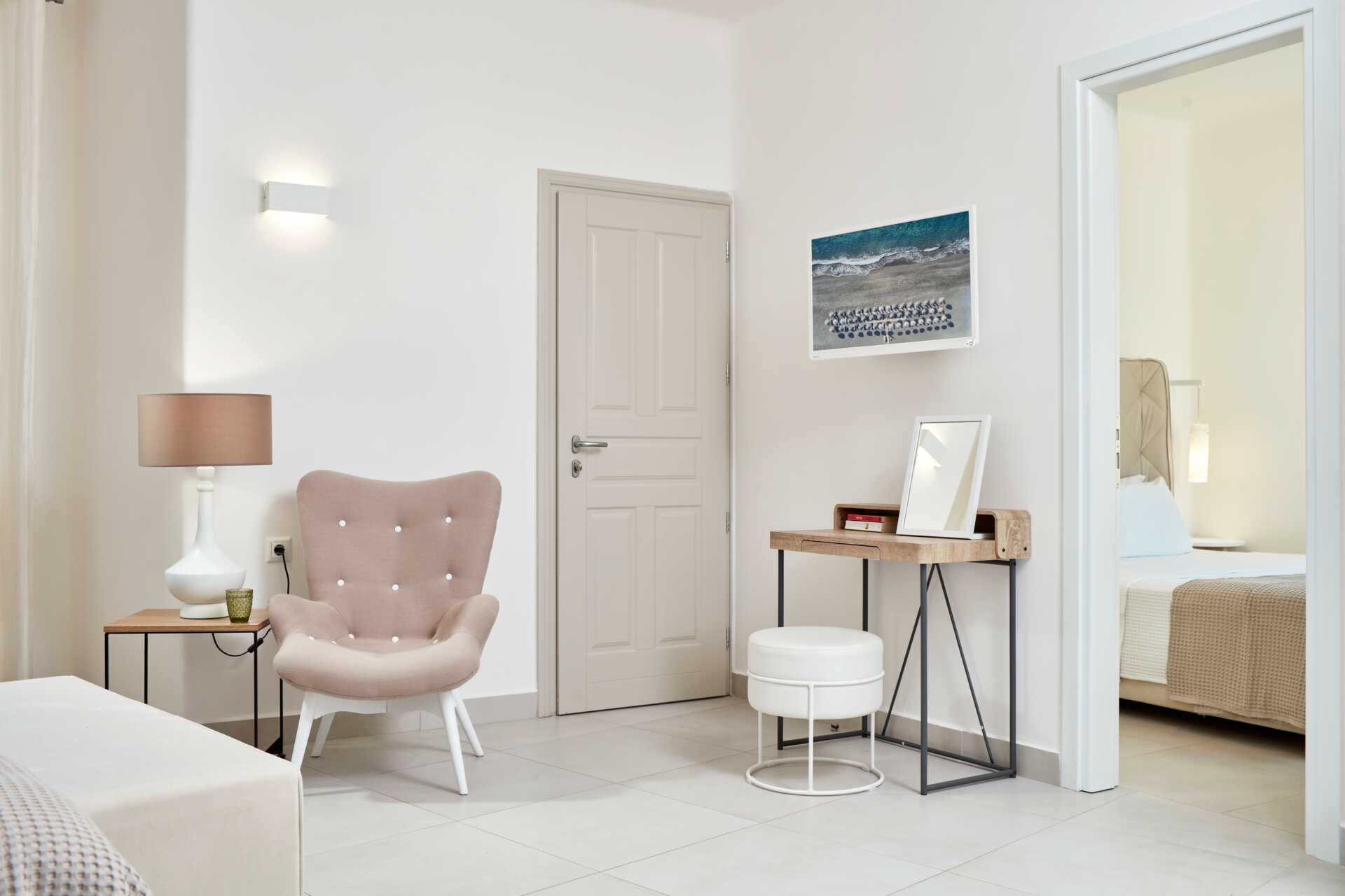 Familierom på Santo Miramare Resort i Santorini, Hellas.