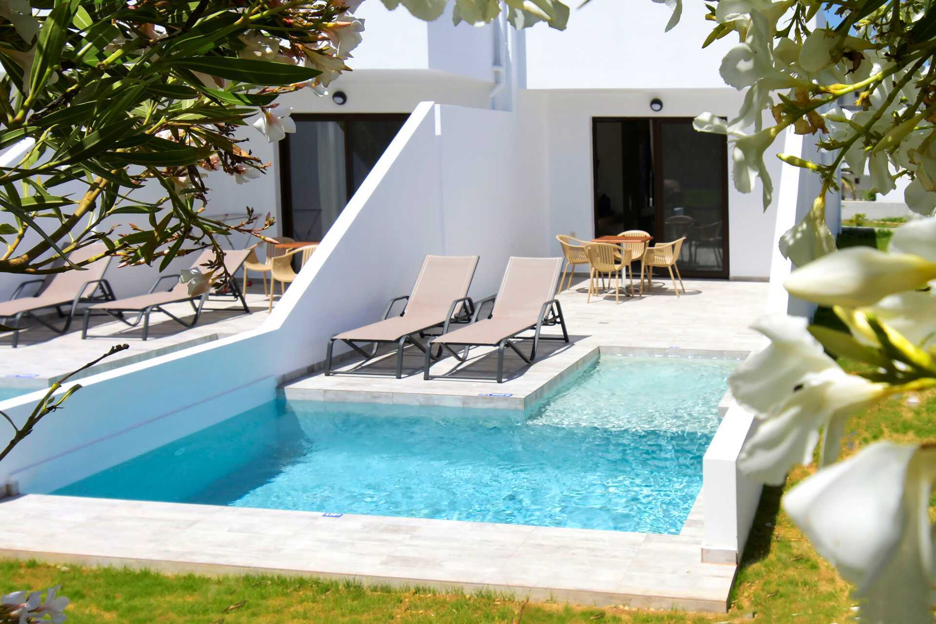 Toromsleilighet med privat basseng