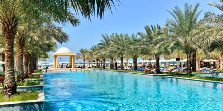 Bassengområde på Hilton Ras Al Khaimah Resort & Spa.