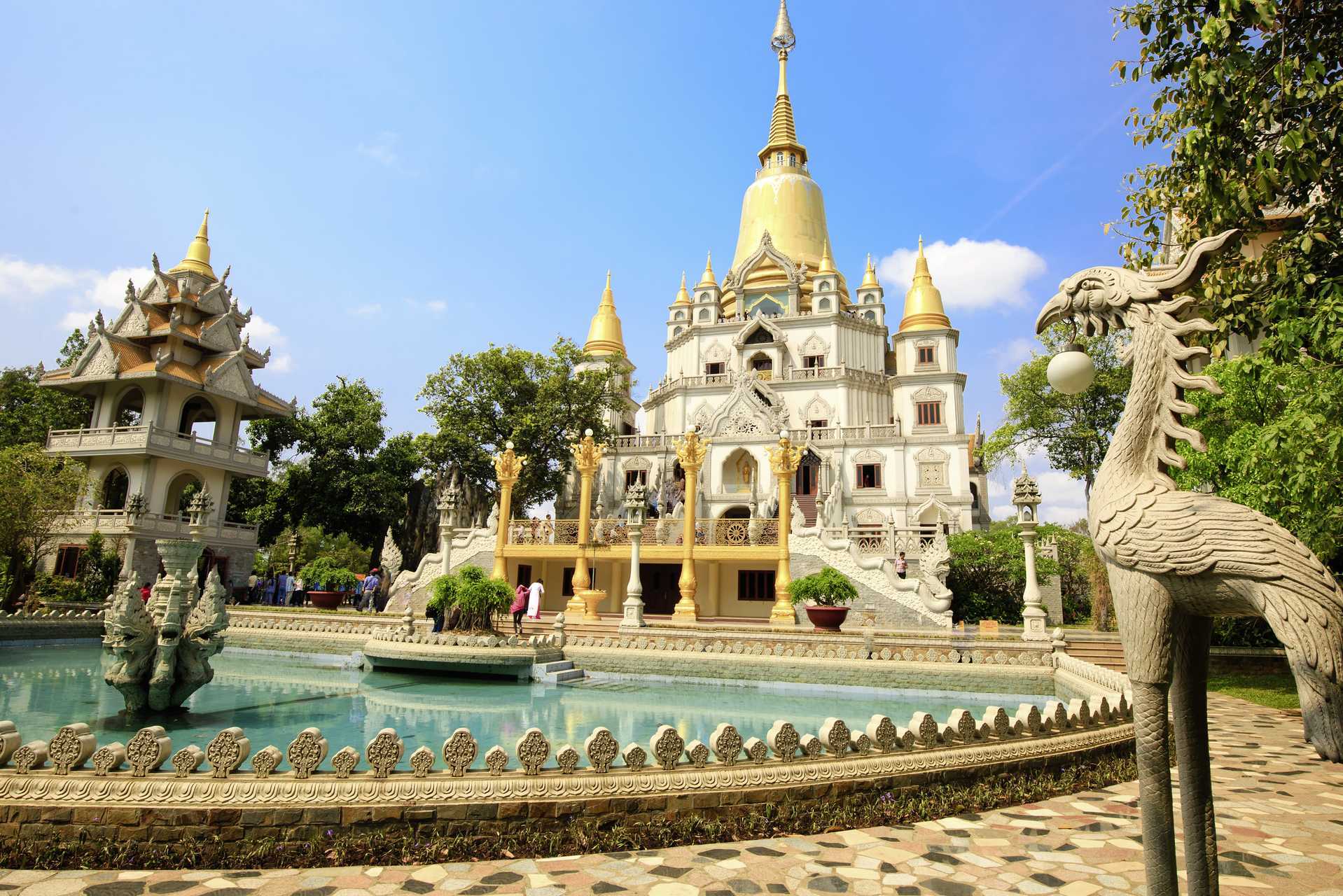 Vakre Buu Long Pagoda i Ho Chi Minh-byen