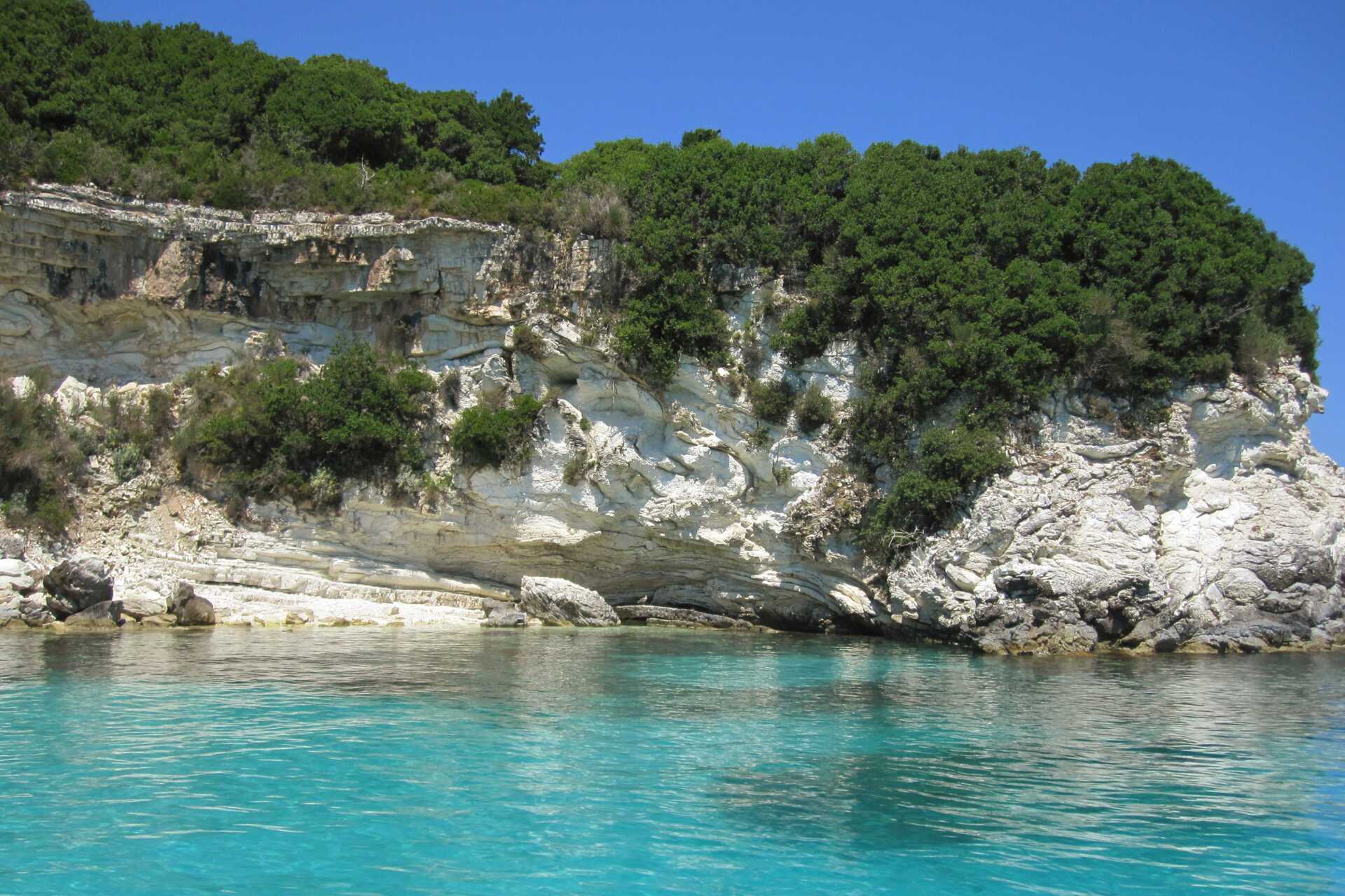 Joniske perler – Paxos & Antipaxos