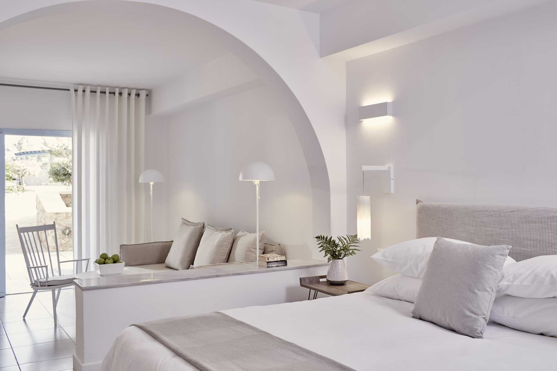Juniorsuite på Santo Miramare Resort i Santorini, Hellas.
