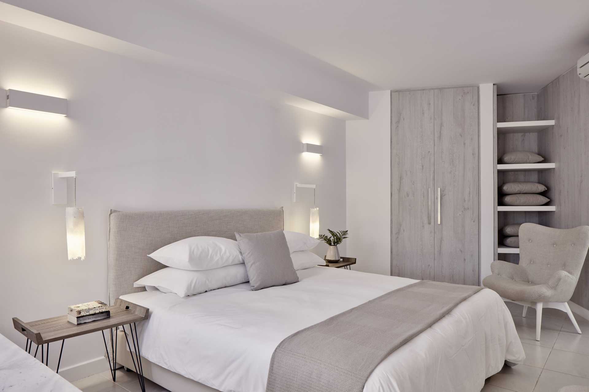 Juniorsuite på Santo Miramare Resort i Santorini, Hellas.