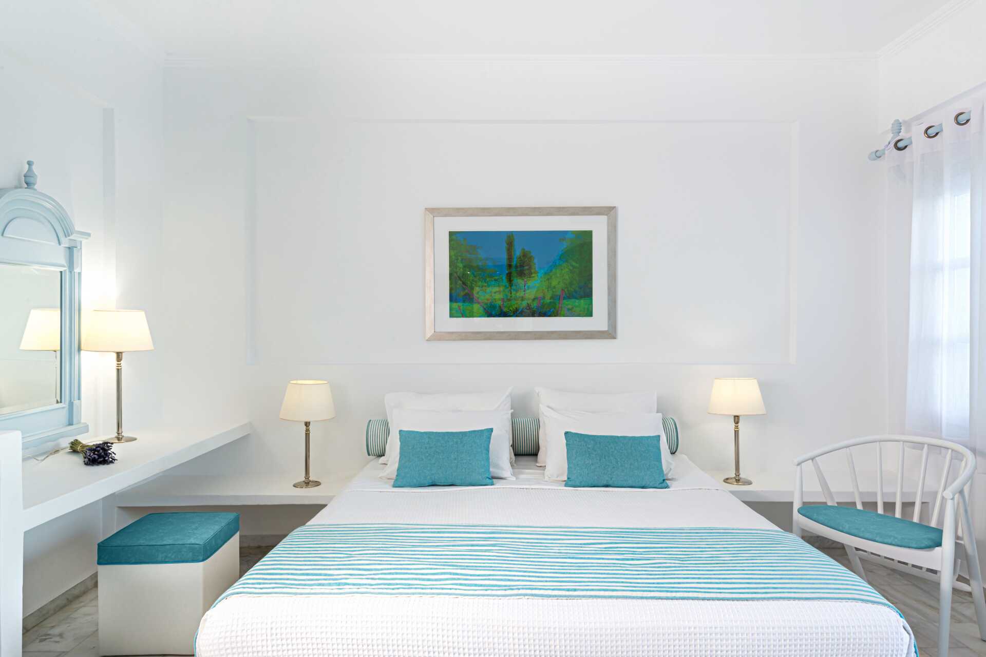 Juniorsuite på Santorini Kastelli Resort på Santorini, Hellas.