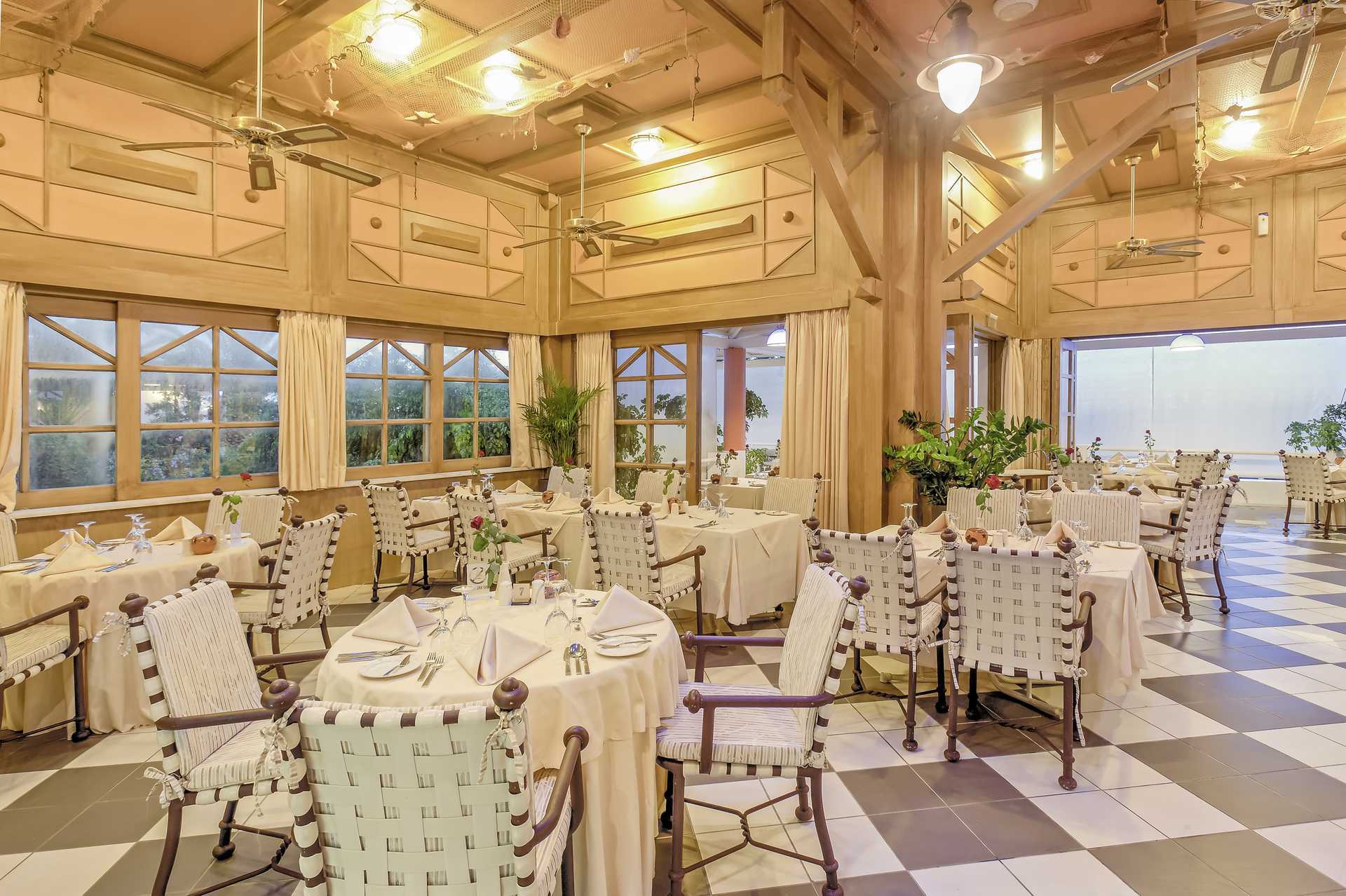 Artemis Tavera på Aldemar Knossos Royal hotel i Hersonissos, Kreta.