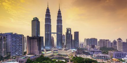 Kuala Lumpur i Malaysia har en fin blanding av storby og tropiske grøntområder.
