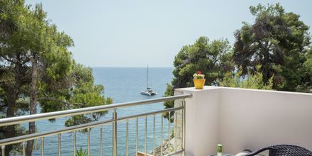 Utsikten fra balkongen på hotell Marilena på Alonissos, Hellas