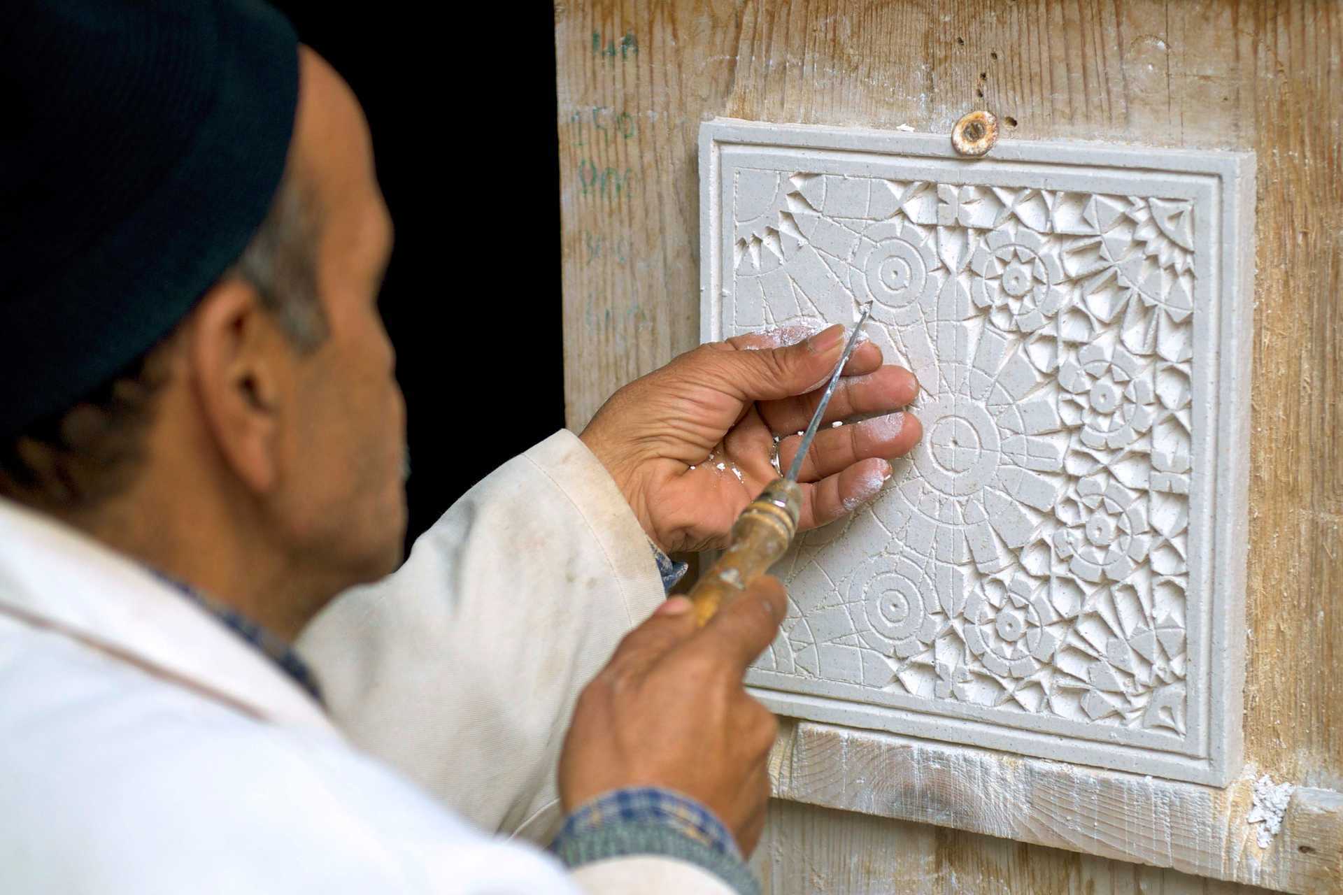 Vakkert keramikkarbeide i Marokko