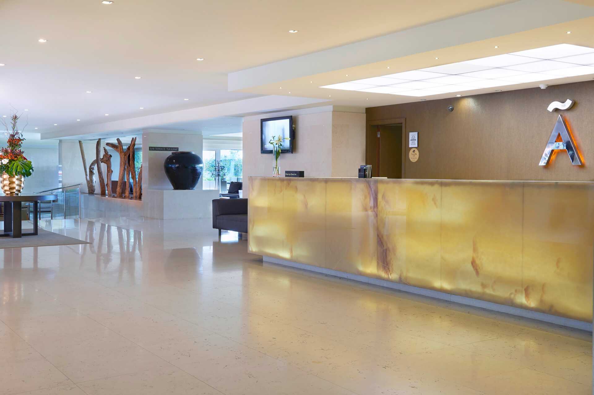 Resepsjon på Melia Madeira Mare på Madeira, Portugal.