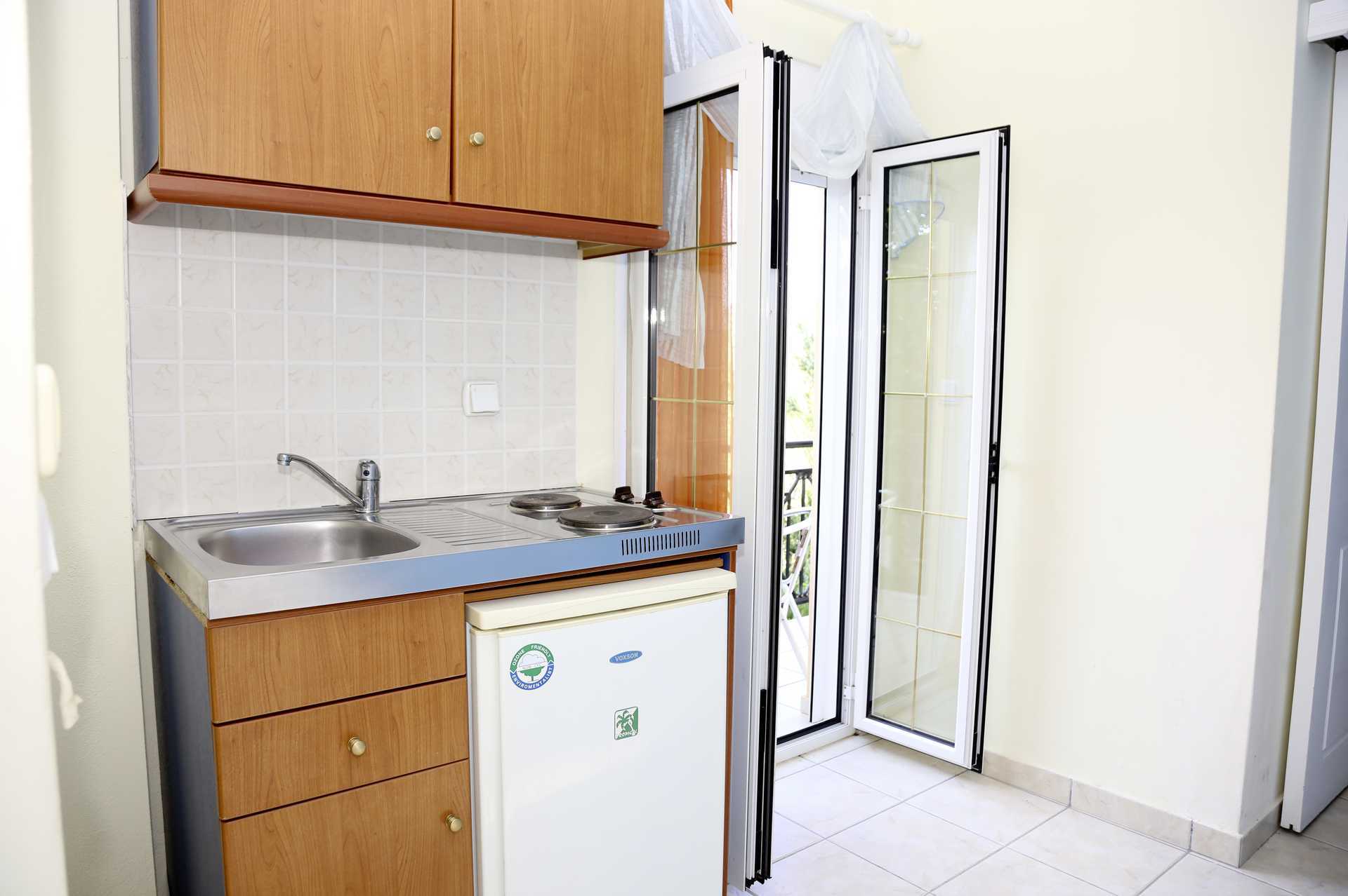 Minikjøkken i ettromsleilighet