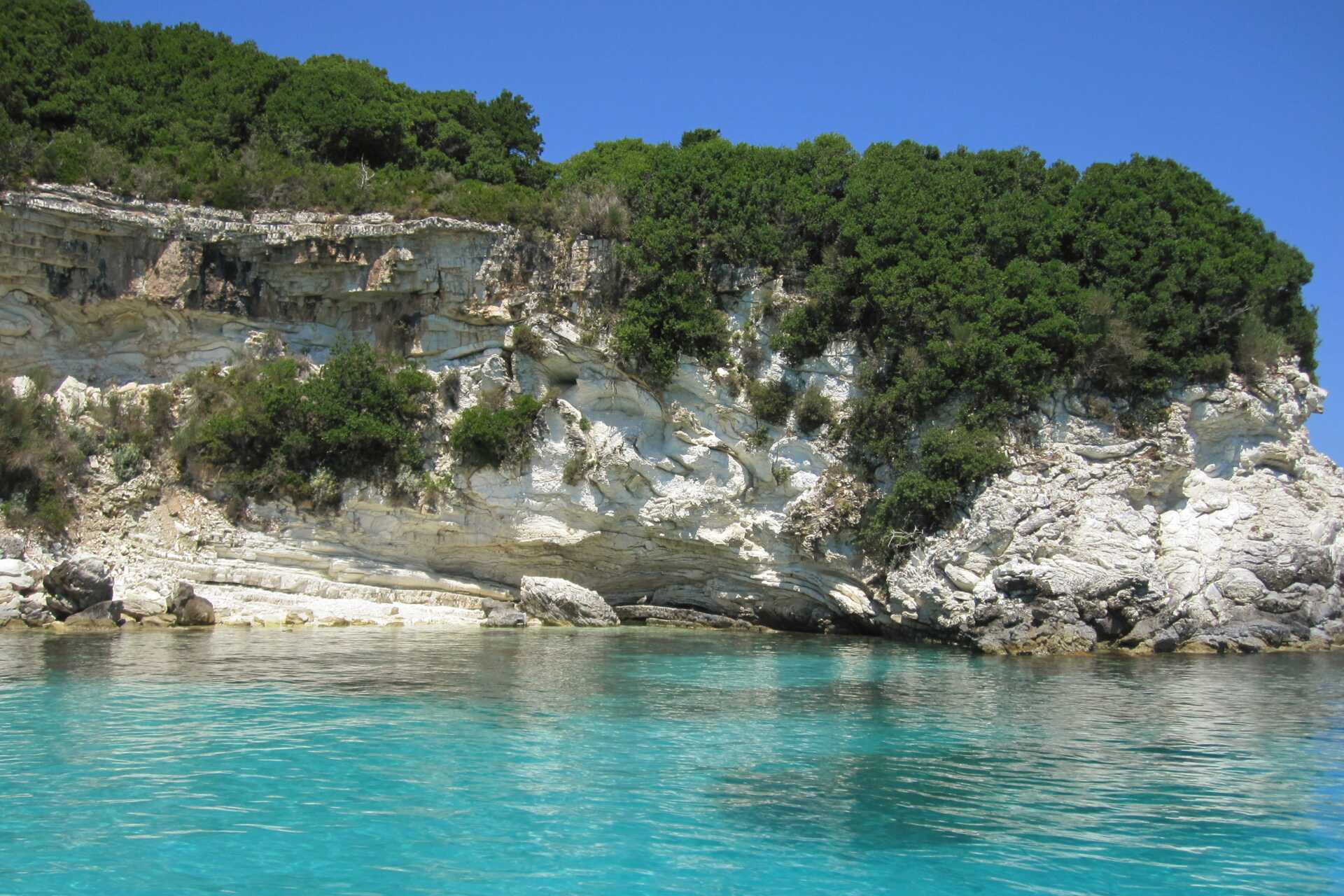 Joniske perler – Paxos og Antipaxos