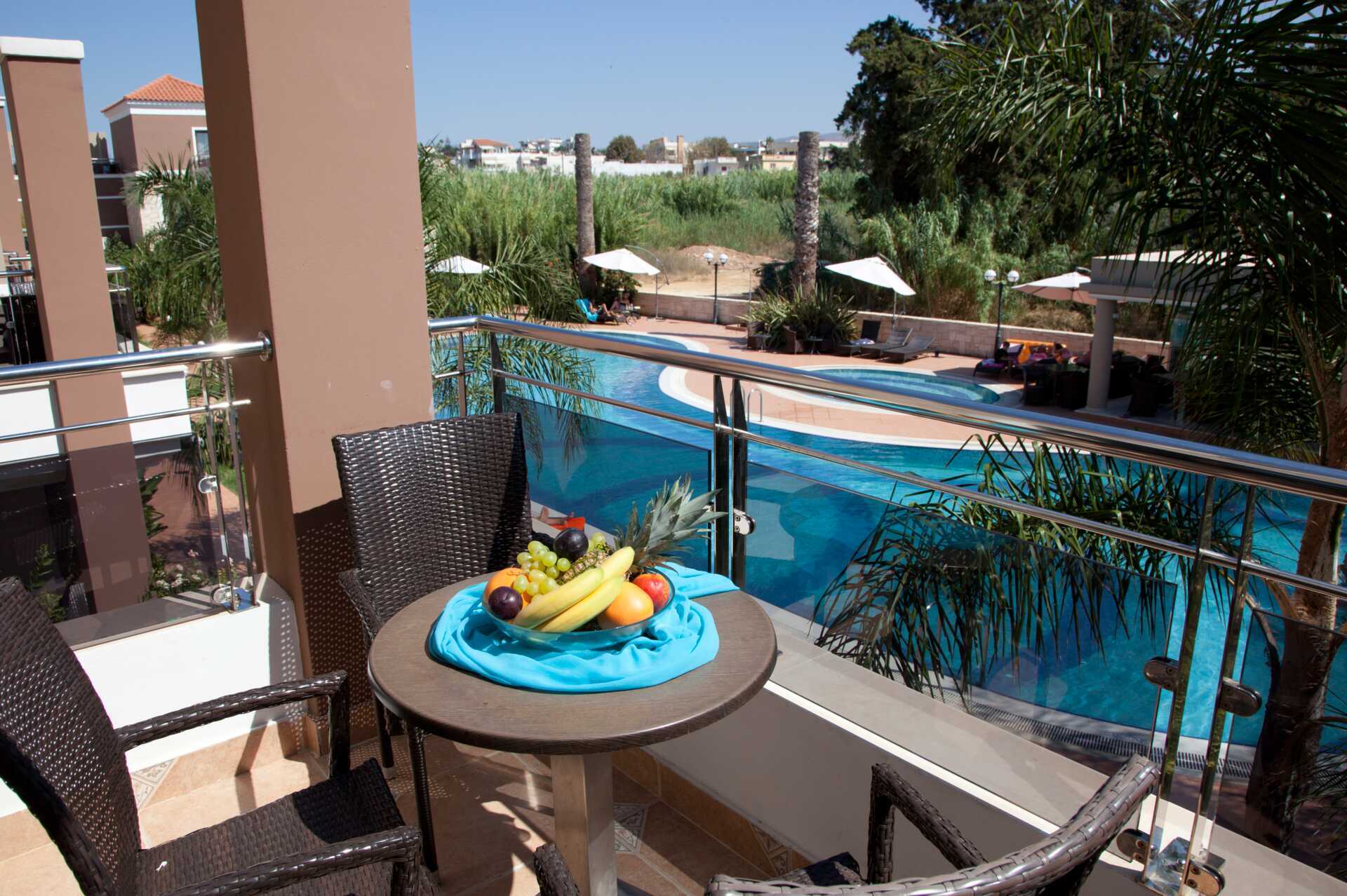 Ettromsleilighet på Okeanis Golden Resort i Agii Apostoli på Kreta.