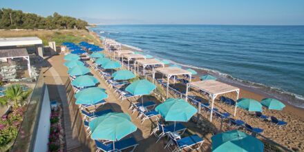 Stranden ved hotellet