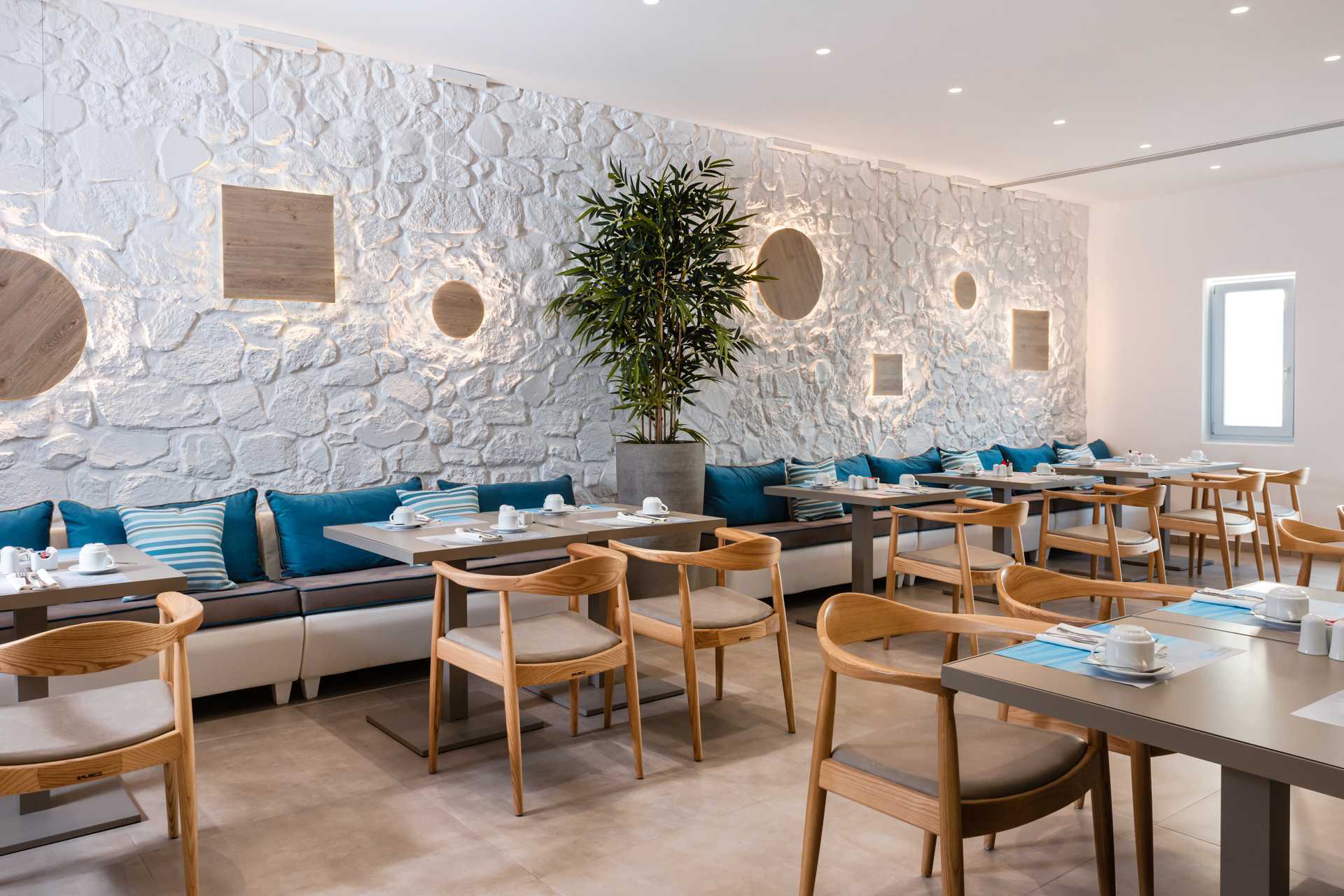 Restaurant på Santorini Kastelli Resort på Santorini, Hellas.