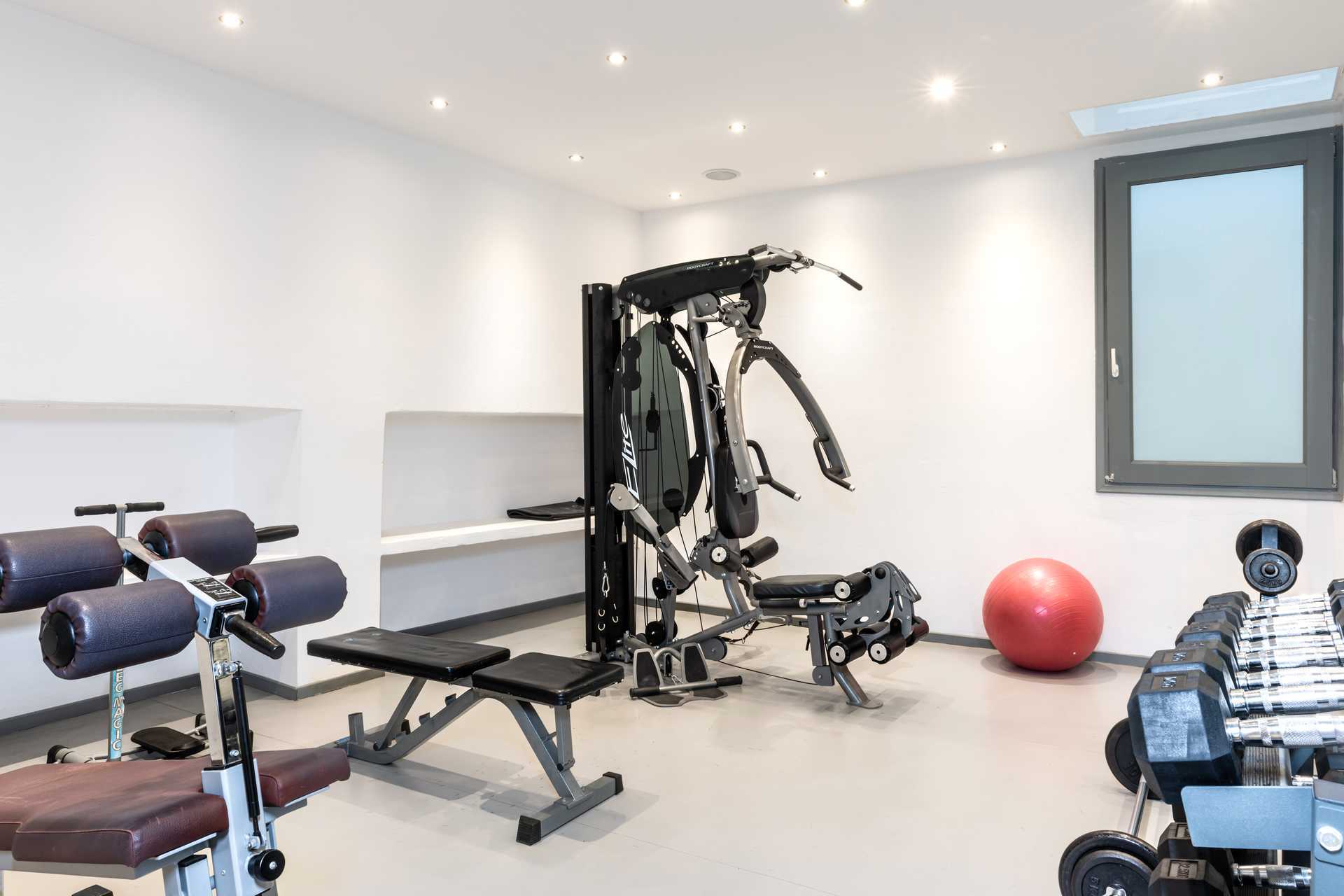 Treningsrom på Santorini Kastelli Resort på Santorini, Hellas.