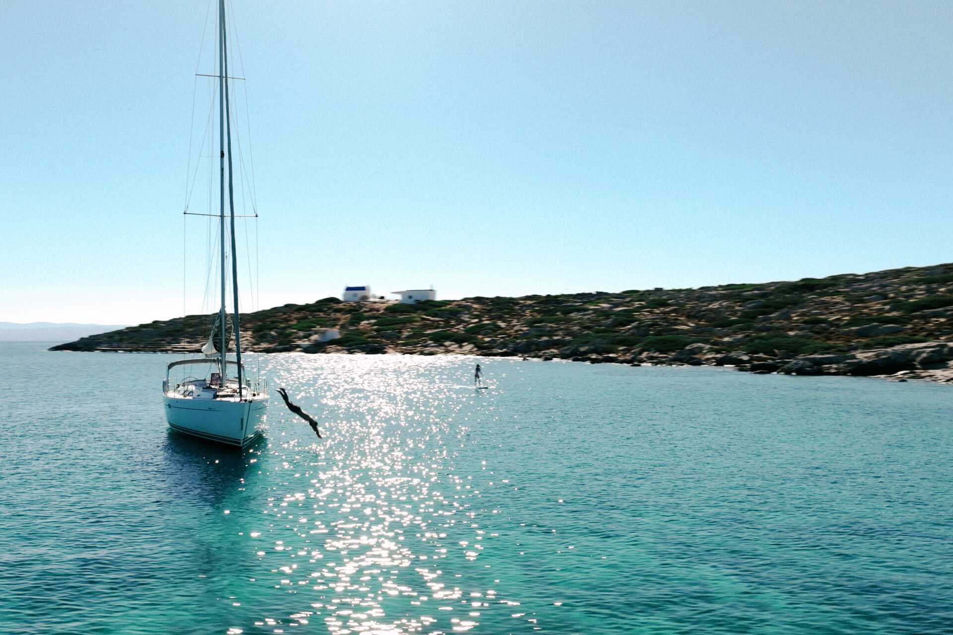 Seiling rundt Mirabellobukten