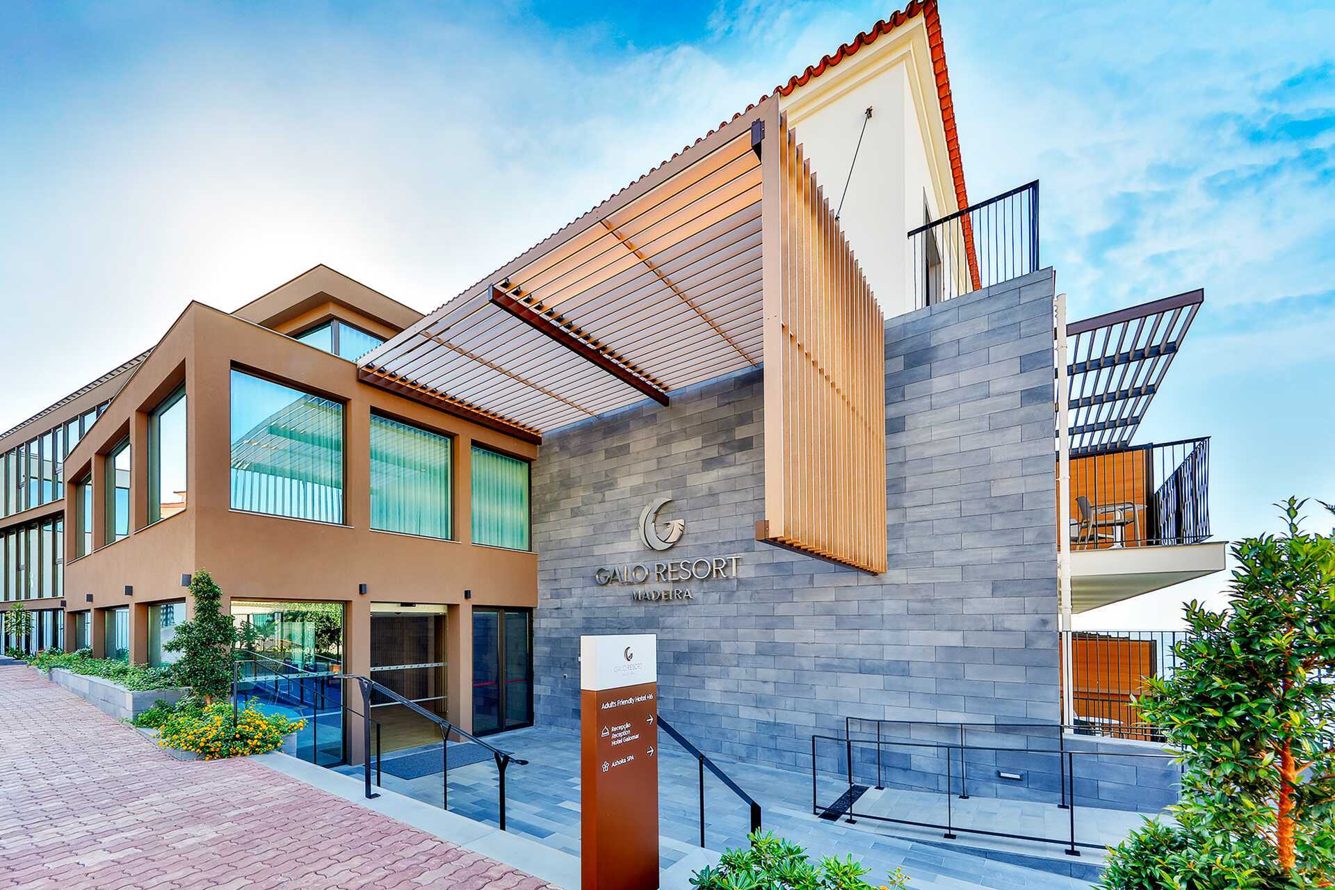 Inngangen til Sentido Galomar på Madeira, Portugal.