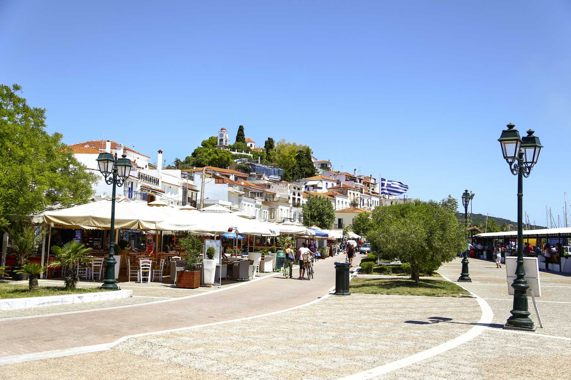 Skiathos by.