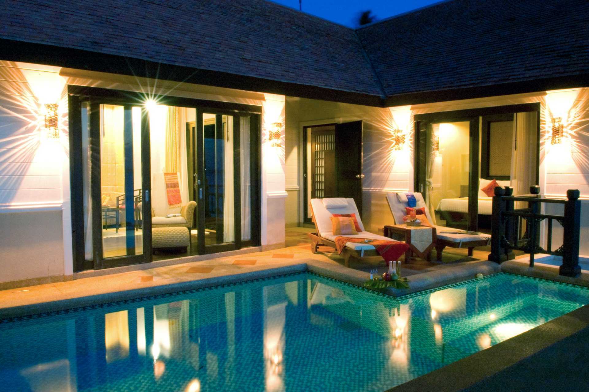 Suite med privat basseng på Rawi Warin hotell på Koh Lanta, Thailand.