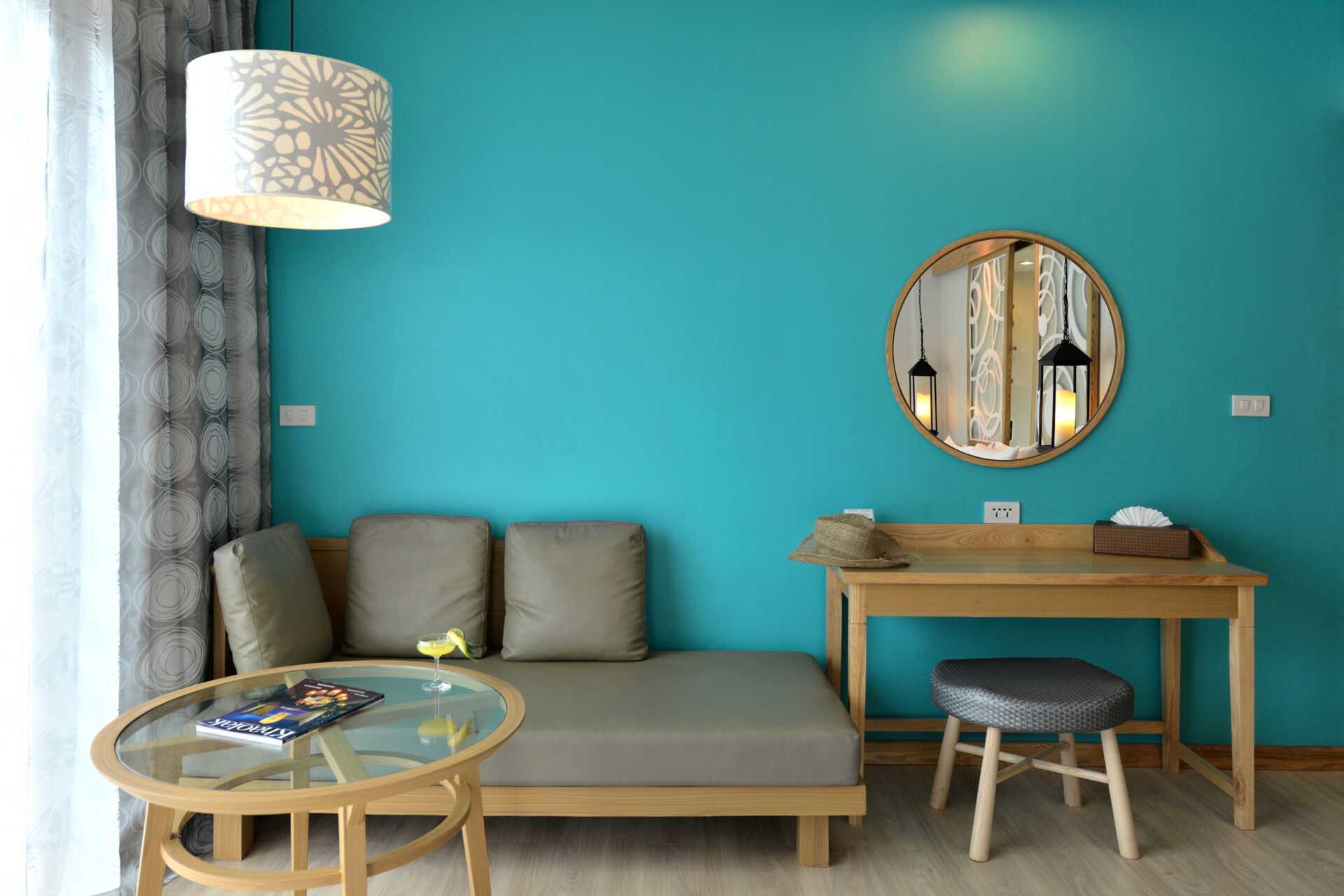 Superiorrom med balkong på The Waters Khao Lak by Katathani, Thailand.