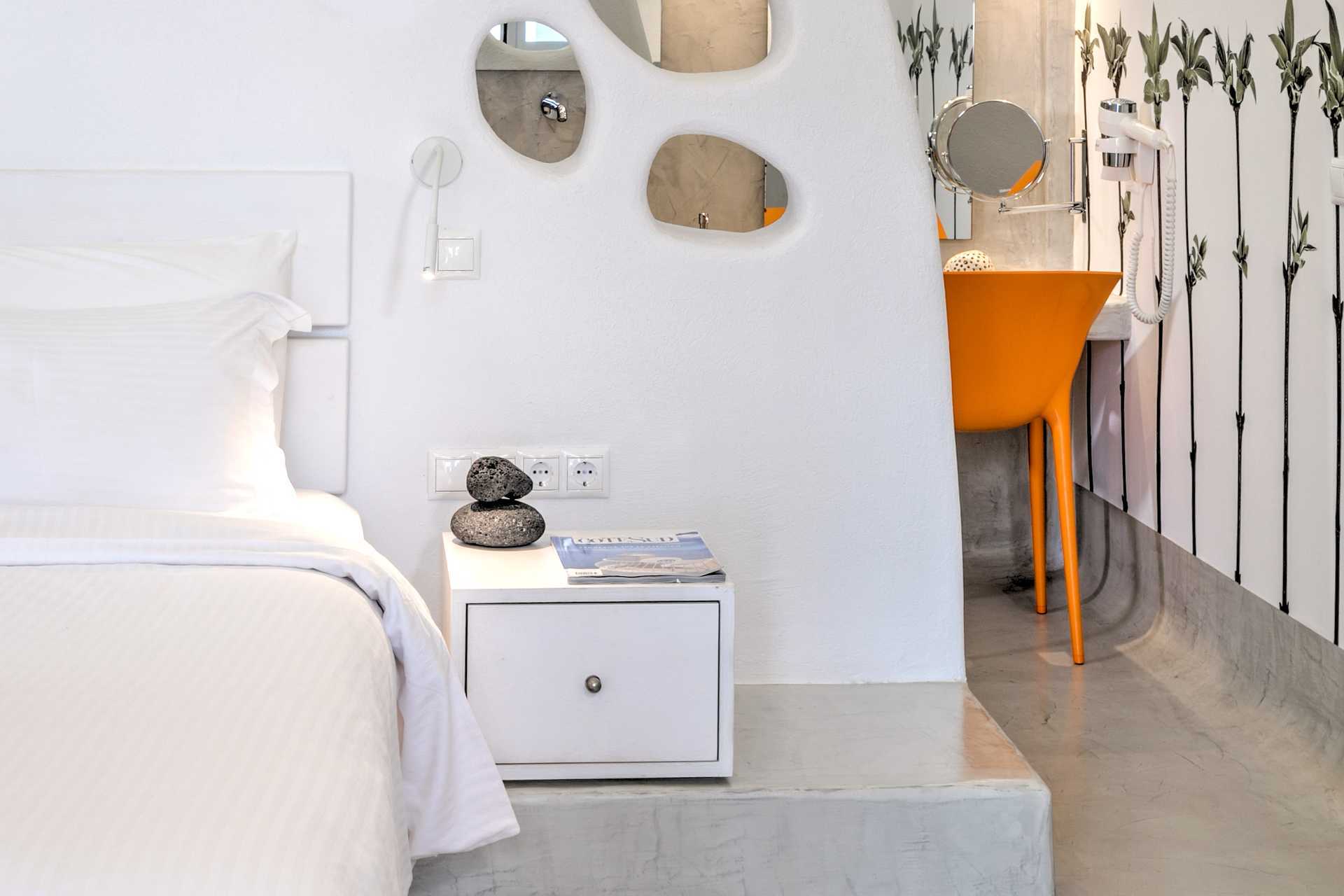 Superiorrom på Kouros Village i Perissa på Santorini, Hellas.