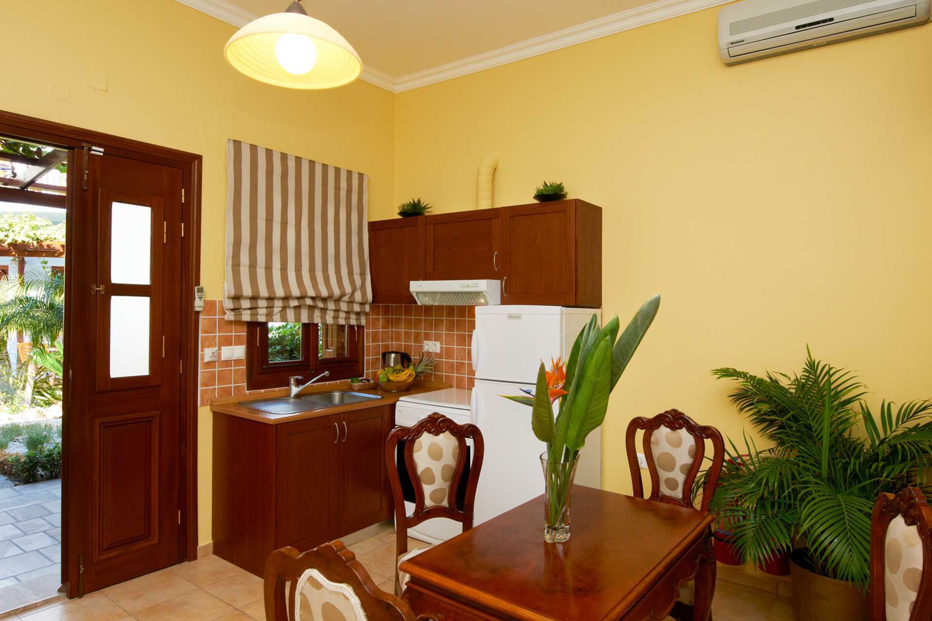 Toromsleilighet i etasje – Iapetos Village på Symi