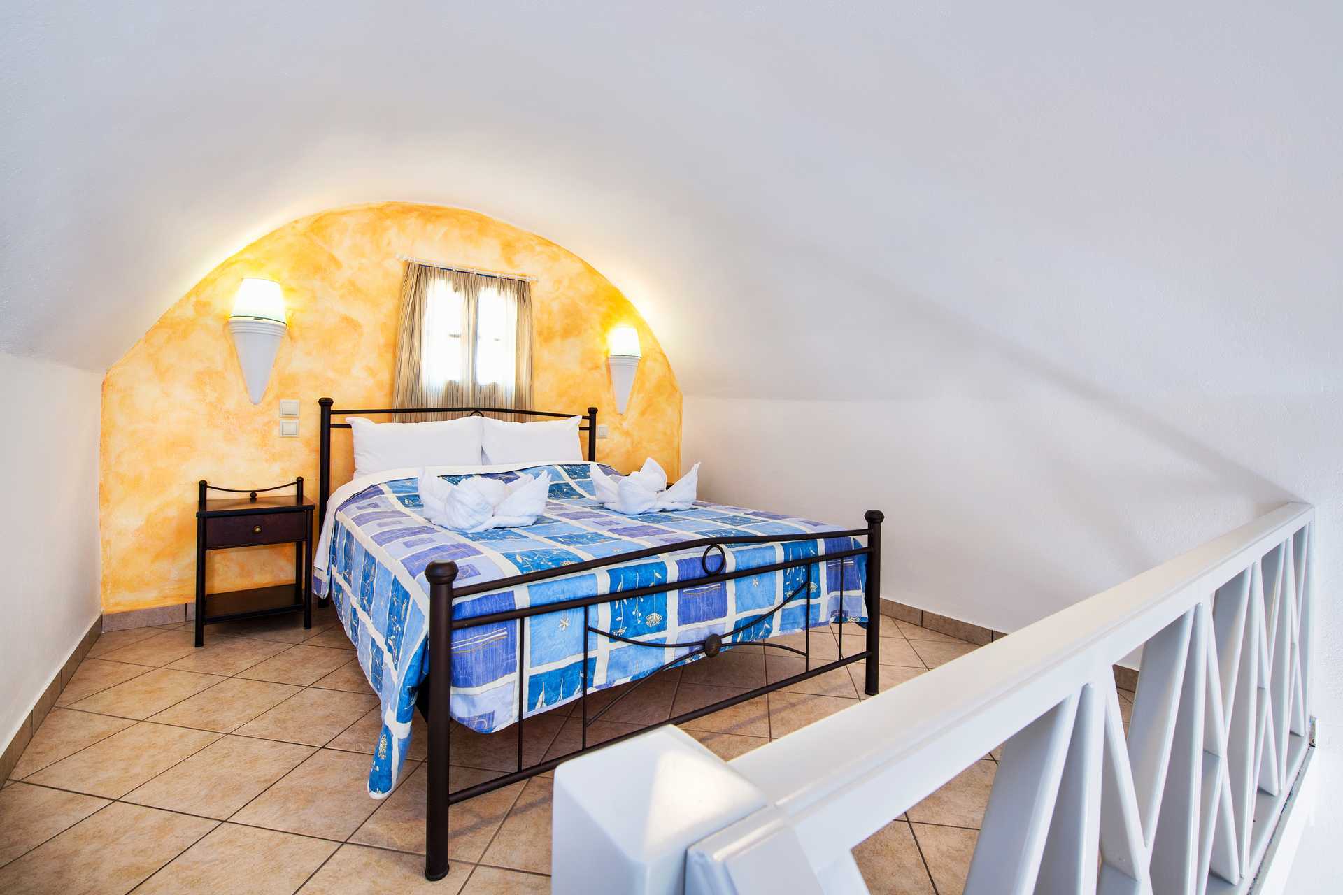 Toromsleilighet i etasje i Villa Eleftheria i Perivolos, på Santorini.