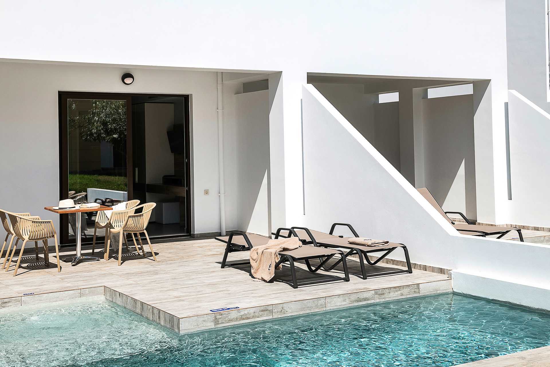 Toromsleilighet med privat basseng