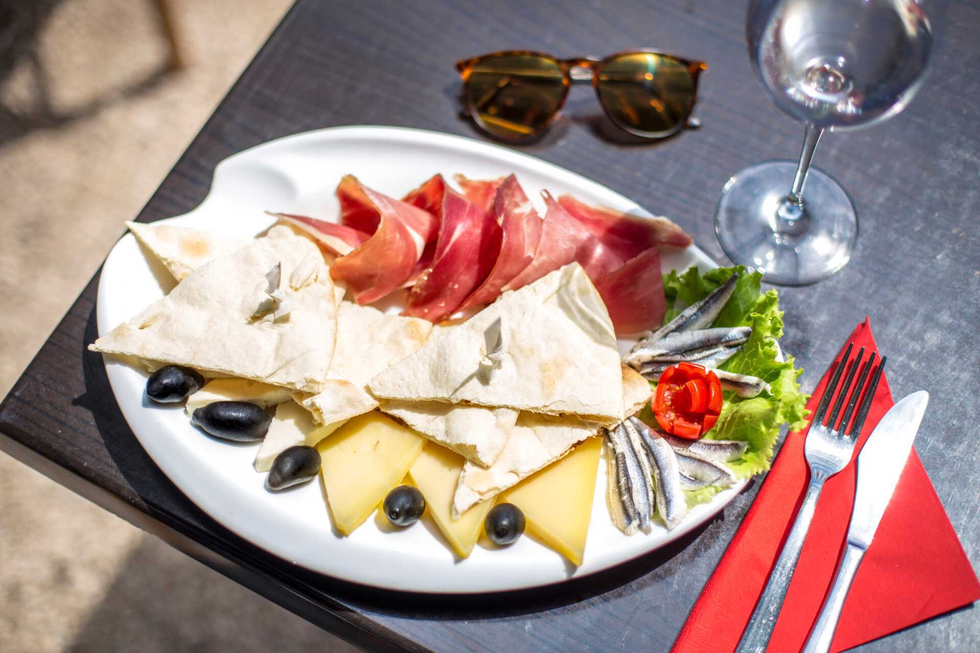 Nyt lokale smaker i Tučepi