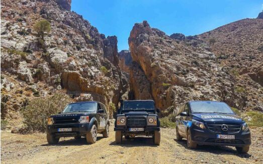 Tur i Land Rover til «hippielandsbyen» Matala og ravinen Agiofárango