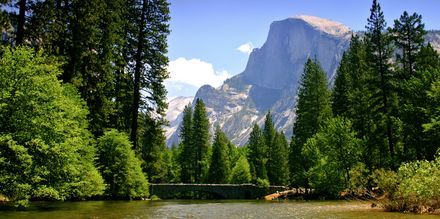 Yosemite nasjonalpark byr på mektig natur.