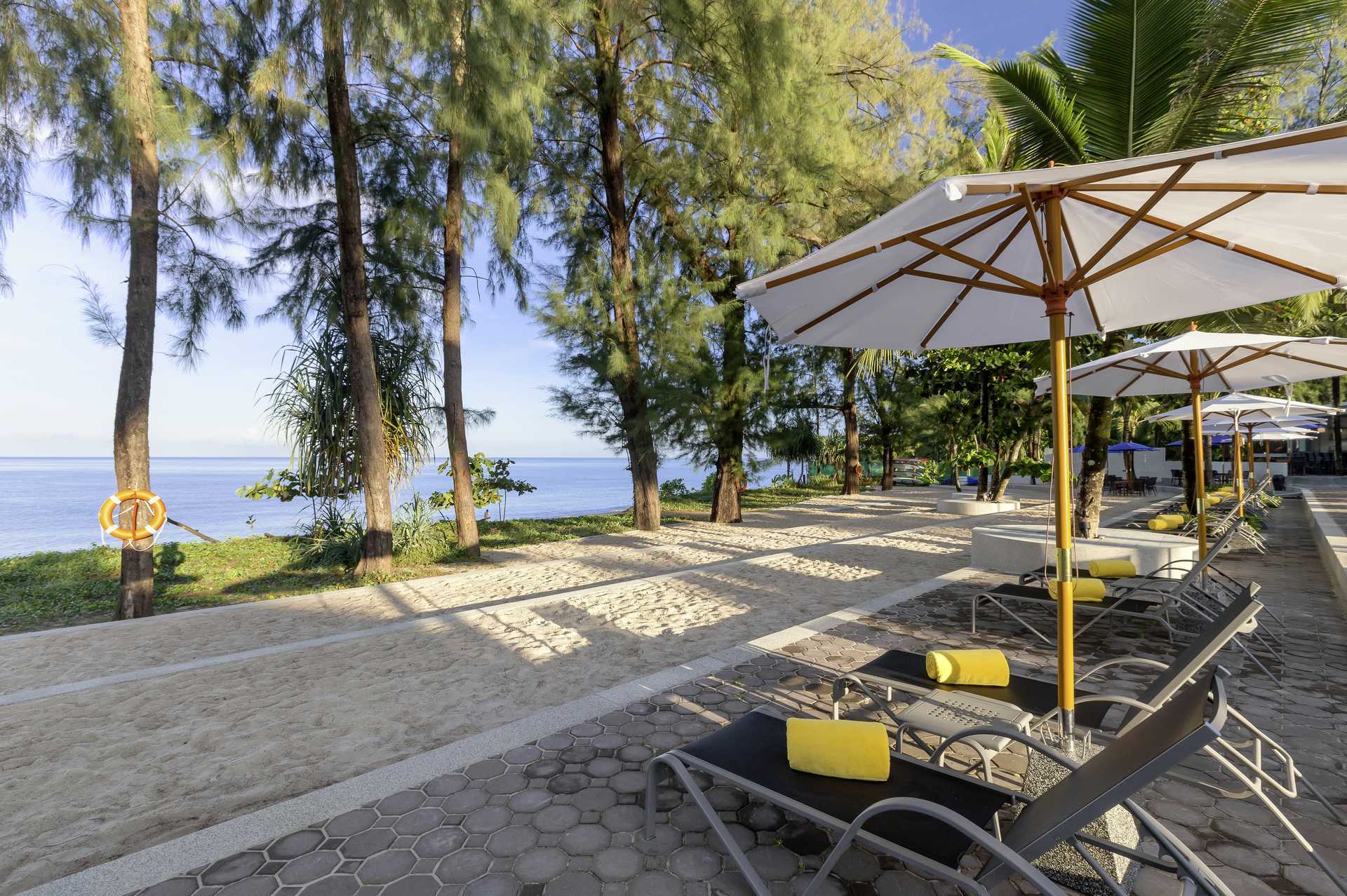 Stranden ved X10 Khao Lak, Thailand.